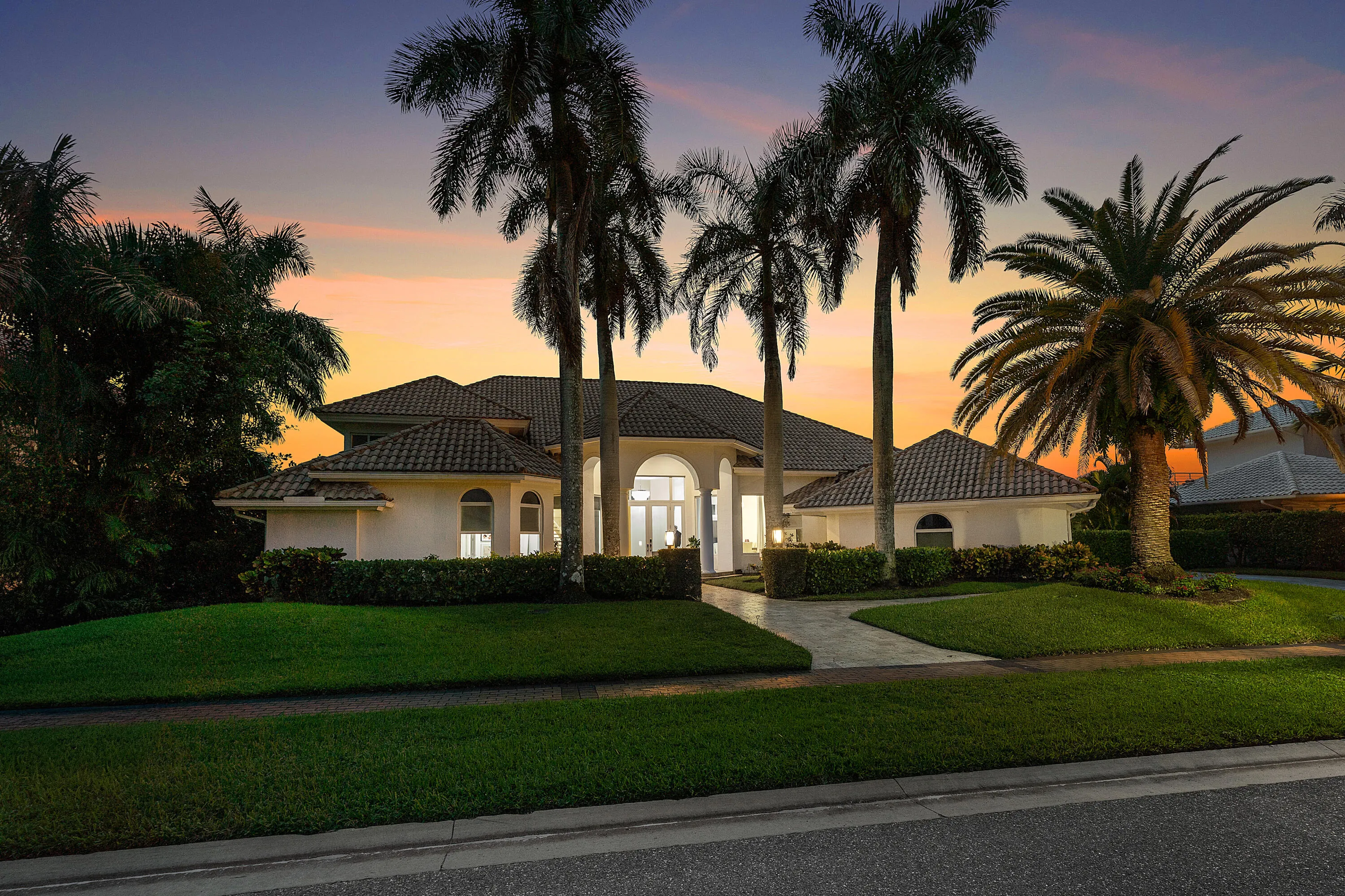 7080 Lions Head Lane