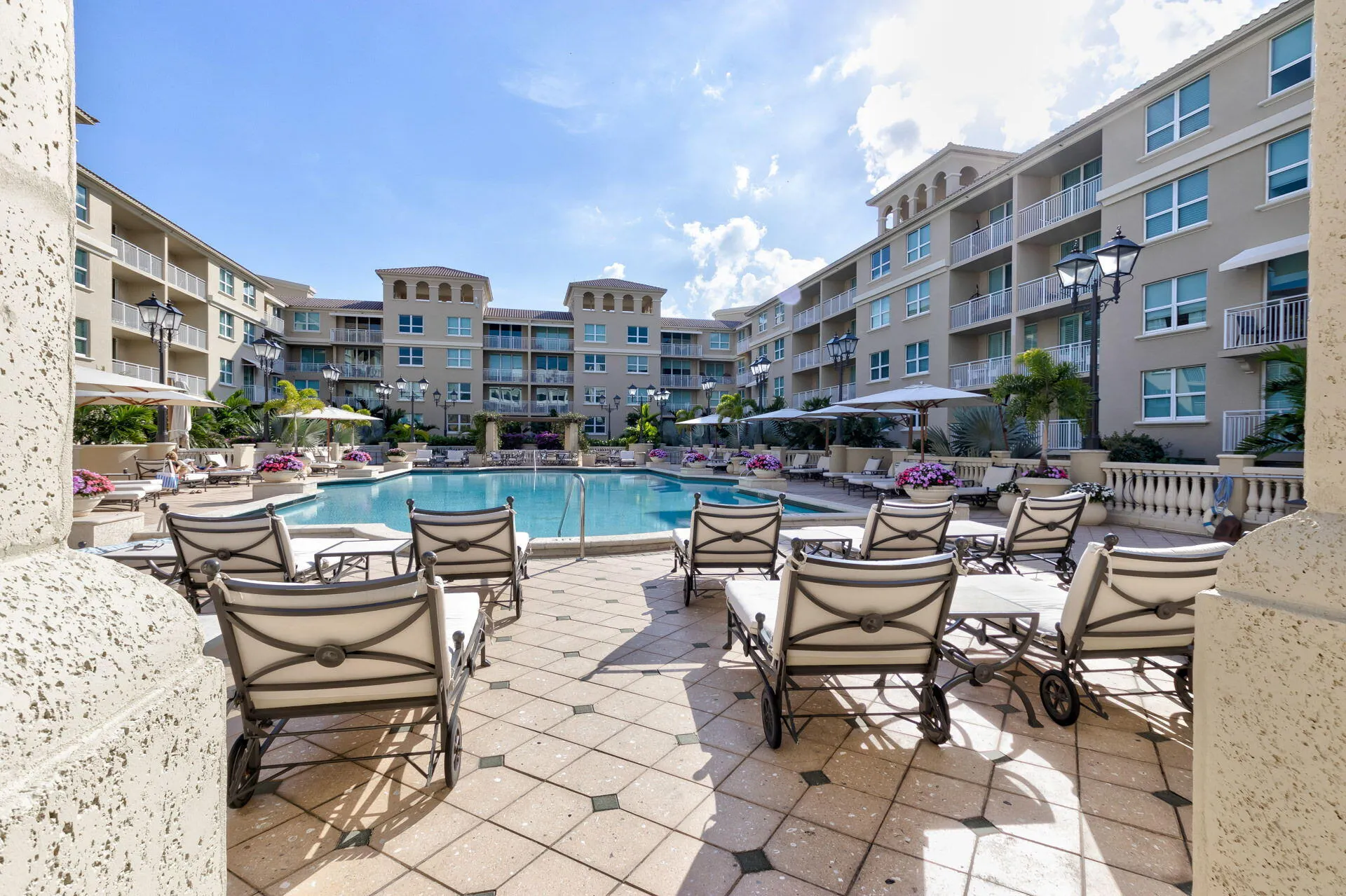 99 SE Mizner Boulevard #Ph37