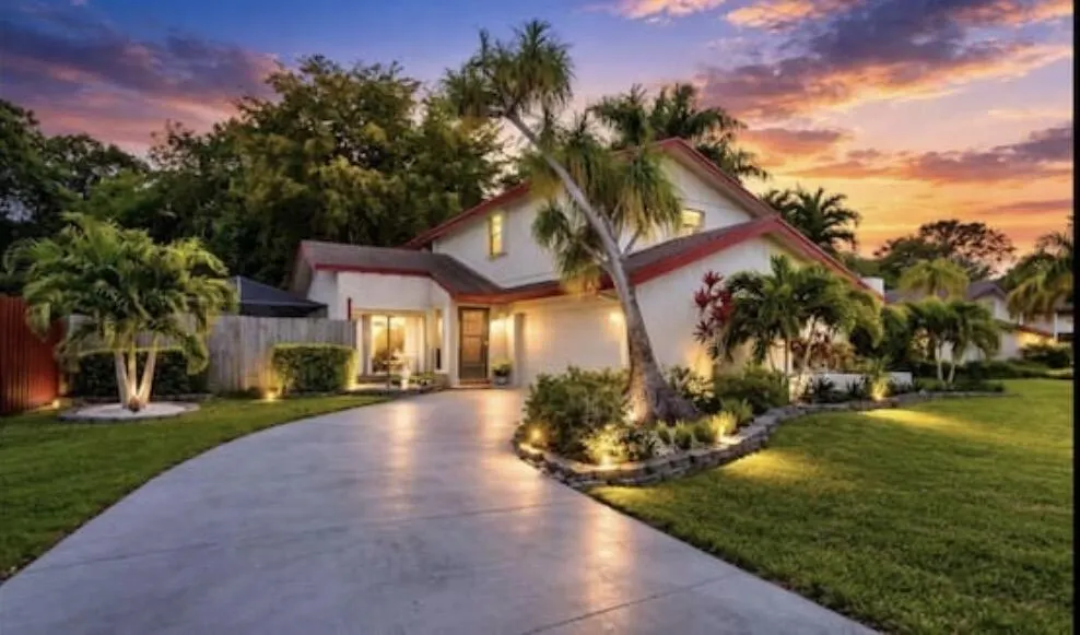 4966 NW 6TH Street