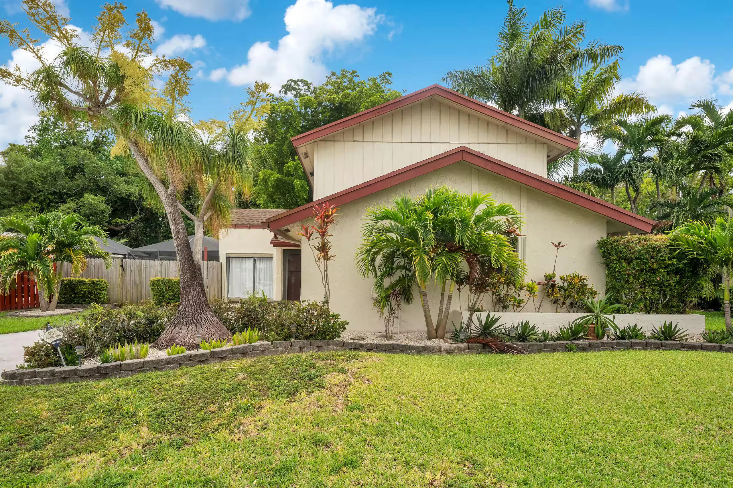 4966 NW 6TH Street