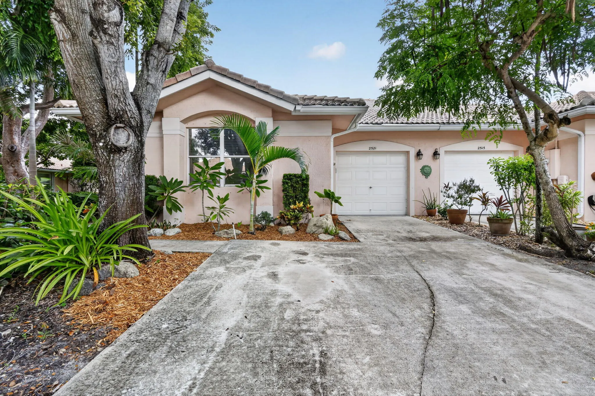 2521 S Coral Trace Circle