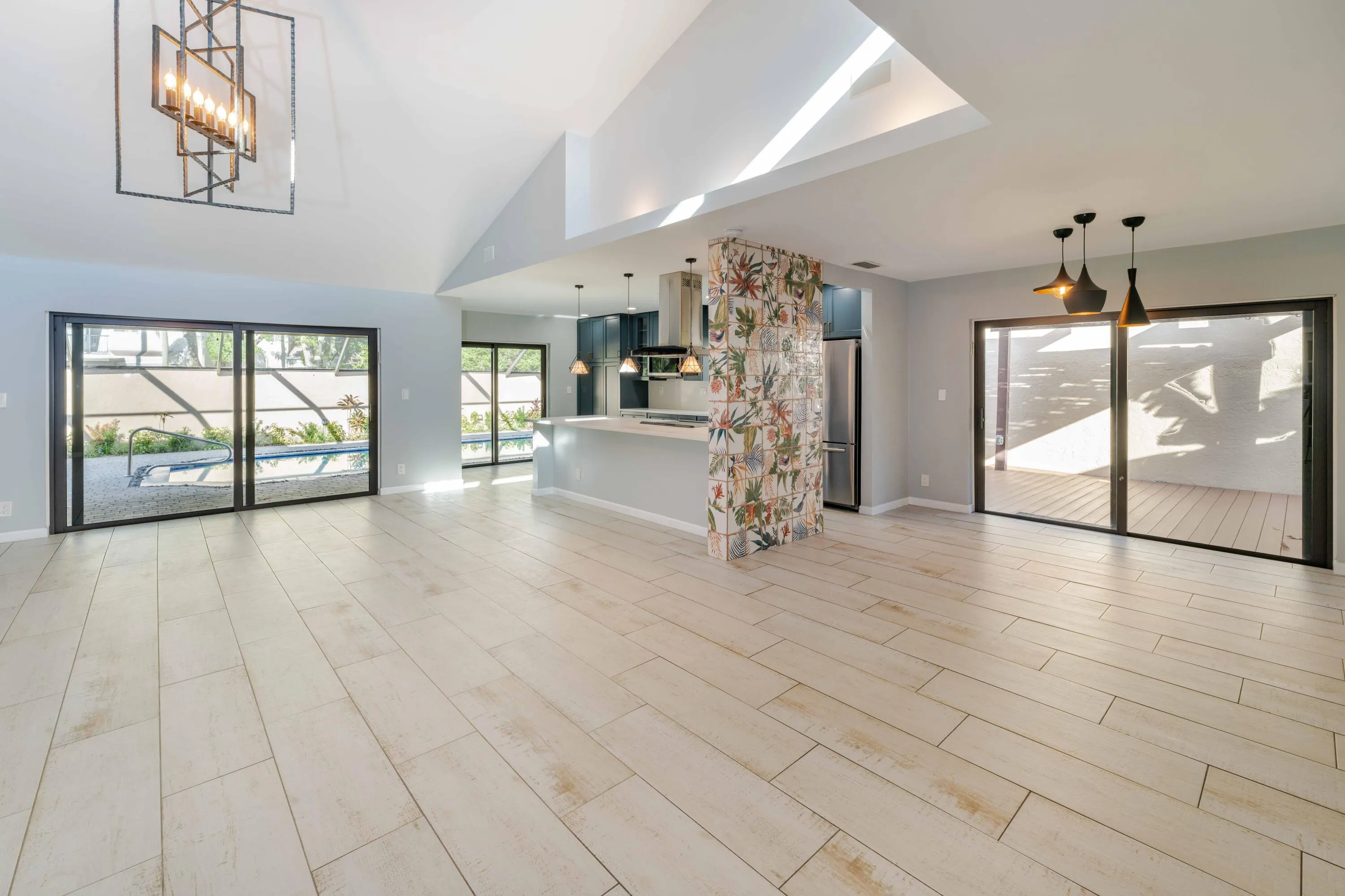 21356 SONESTA Way