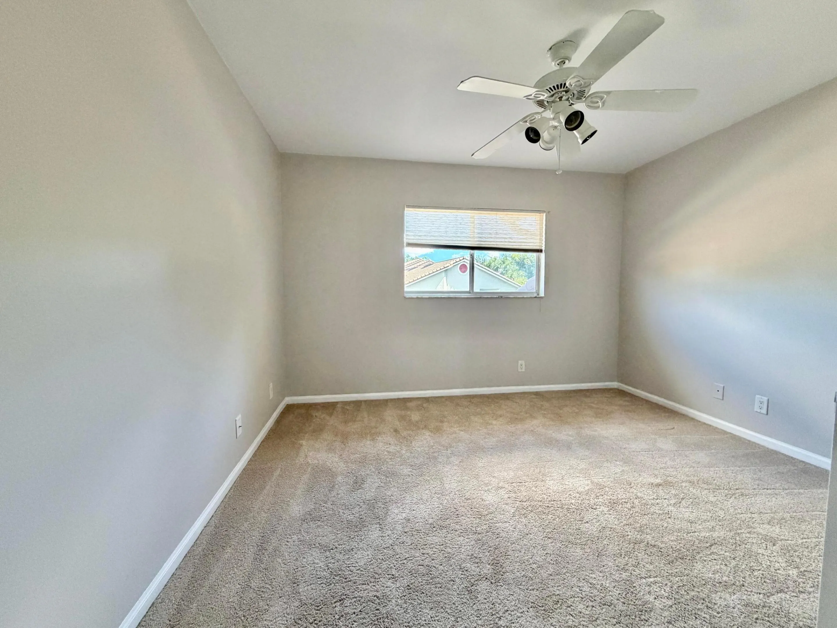 7426 PINEWALK Drive S #19-4