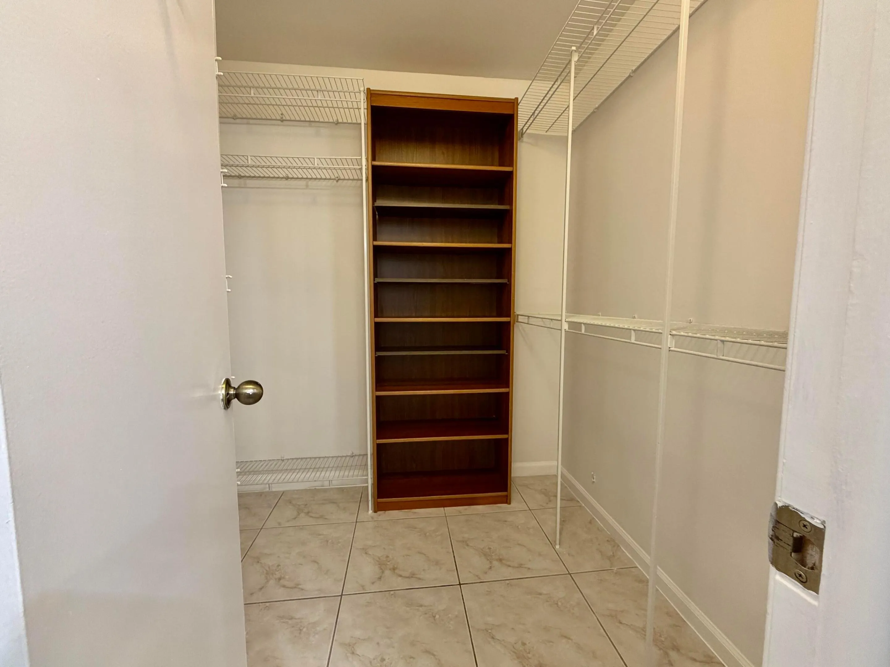 7426 PINEWALK Drive S #19-4