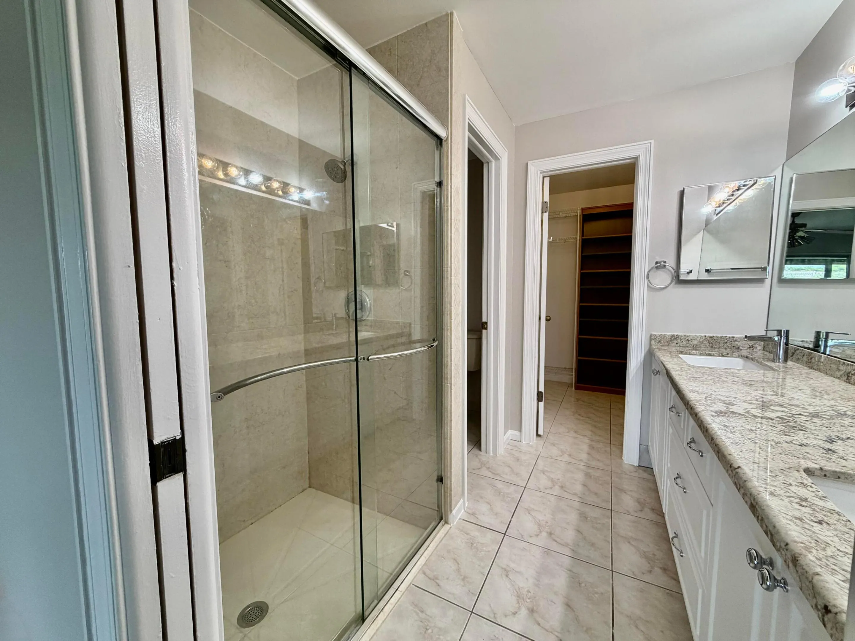 7426 PINEWALK Drive S #19-4