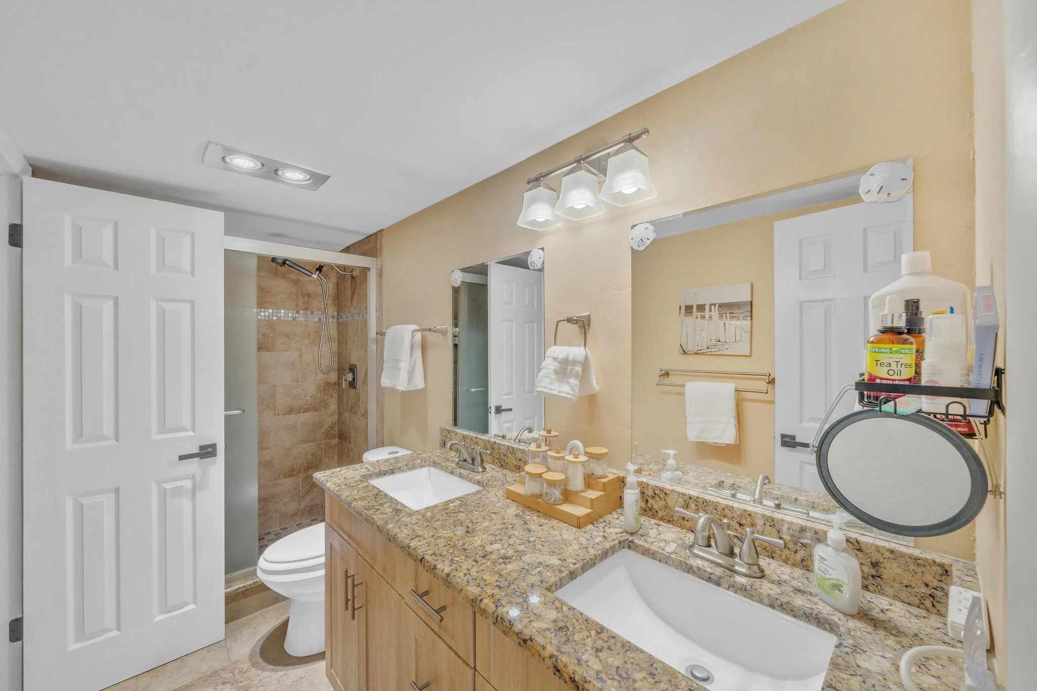 4833 Esedra Court #305