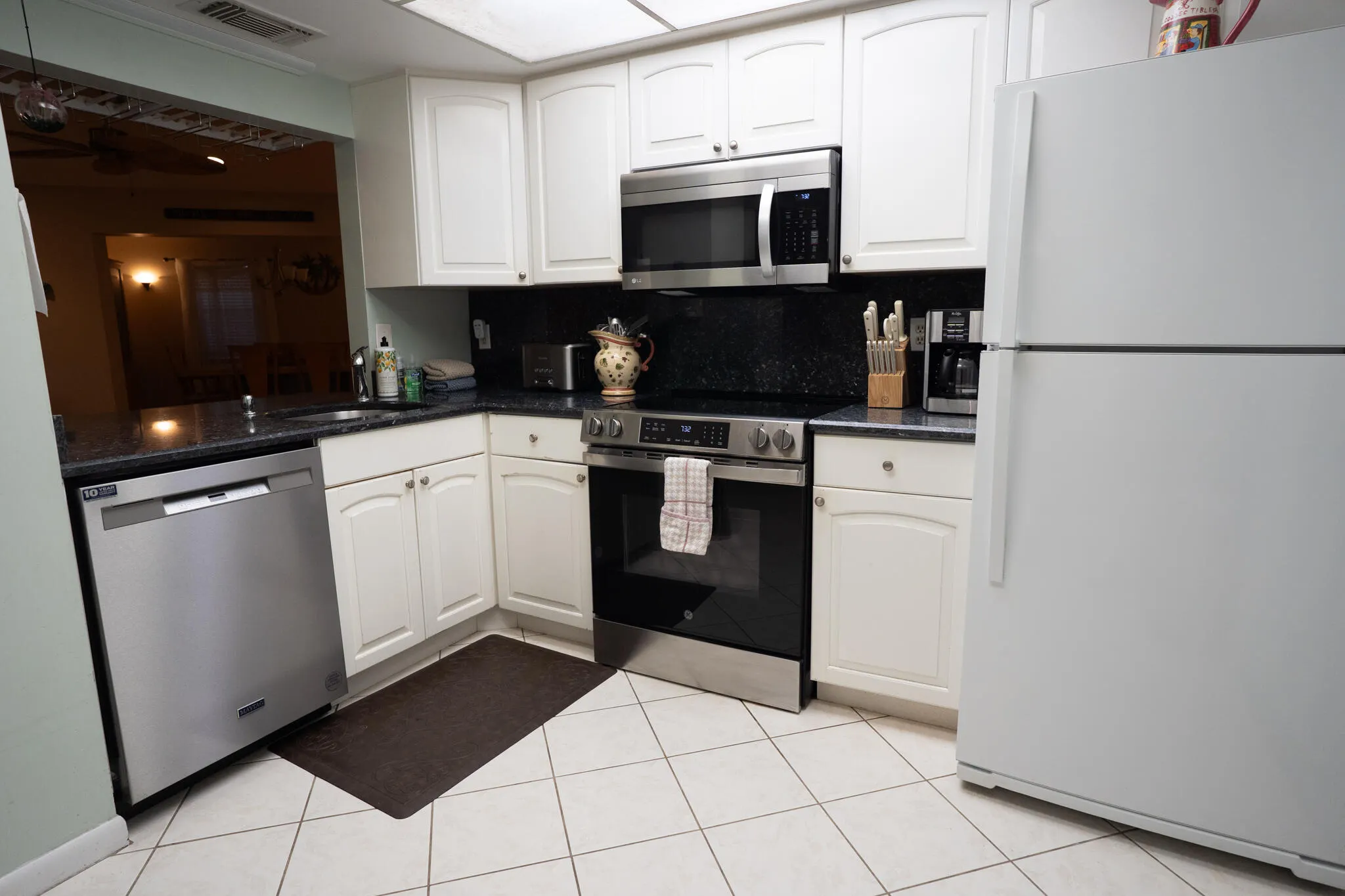 105 Raintree Trail