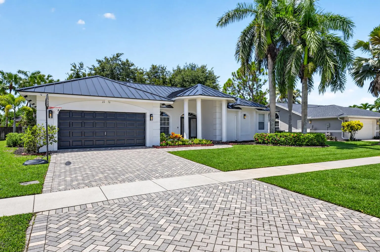 2676 YARMOUTH Drive