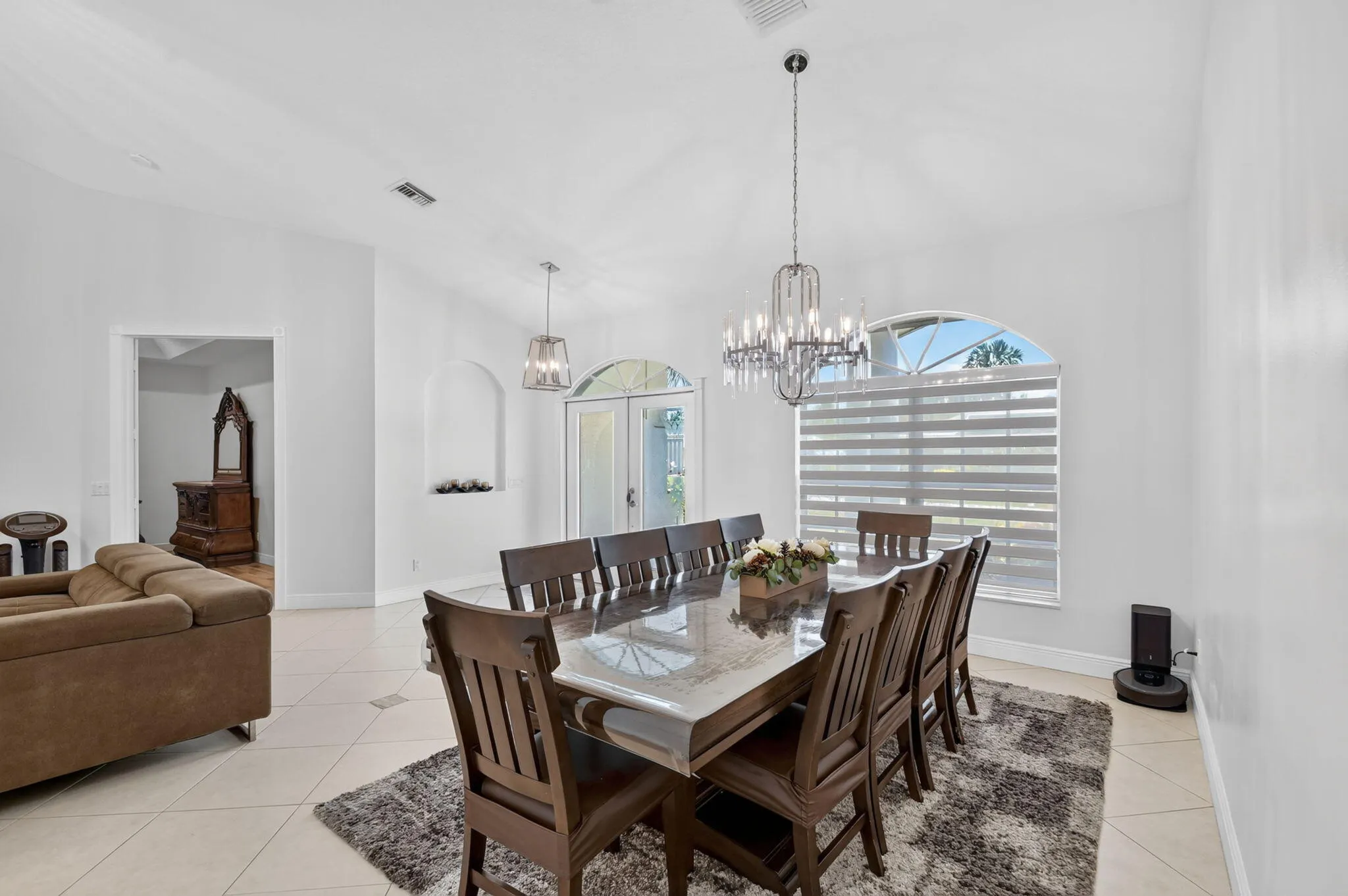 2676 YARMOUTH Drive