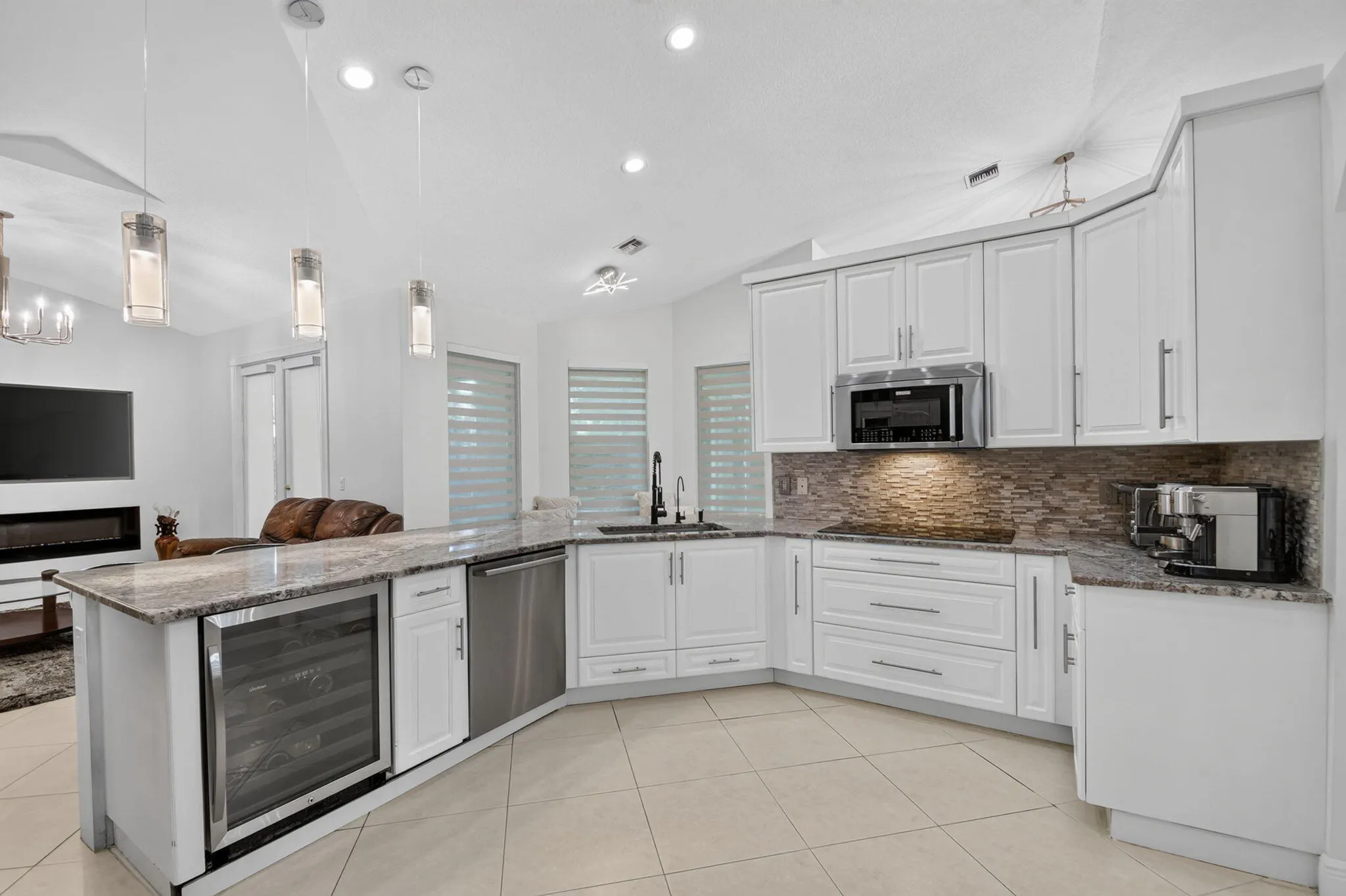 2676 YARMOUTH Drive
