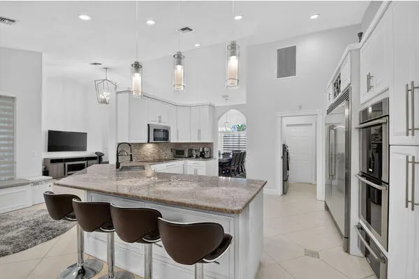 2676 YARMOUTH Drive