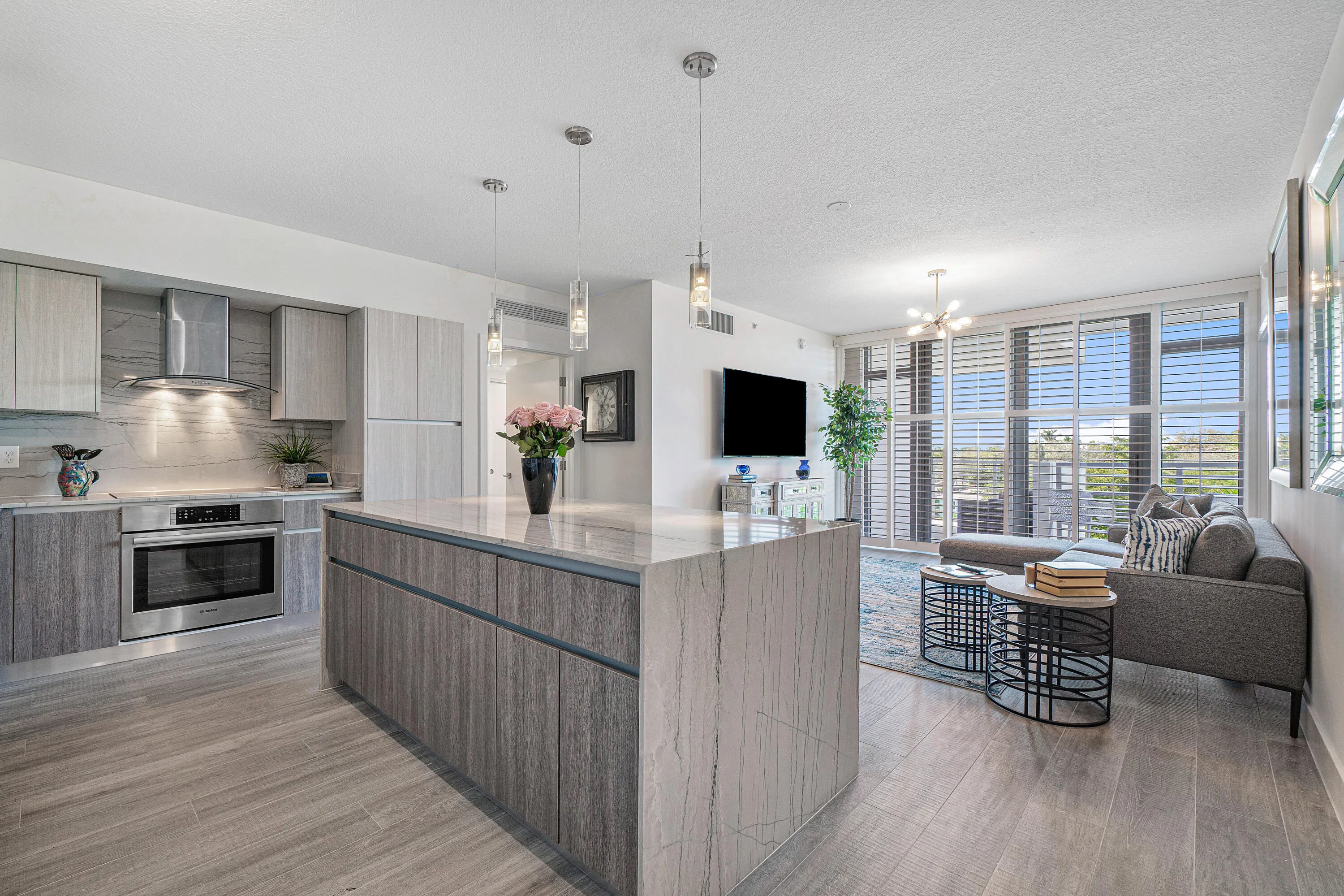 111 SE 1st Avenue #416
