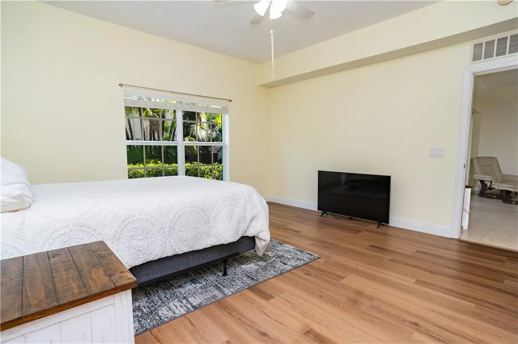 4350 DOUBLES ALLEY Drive #101