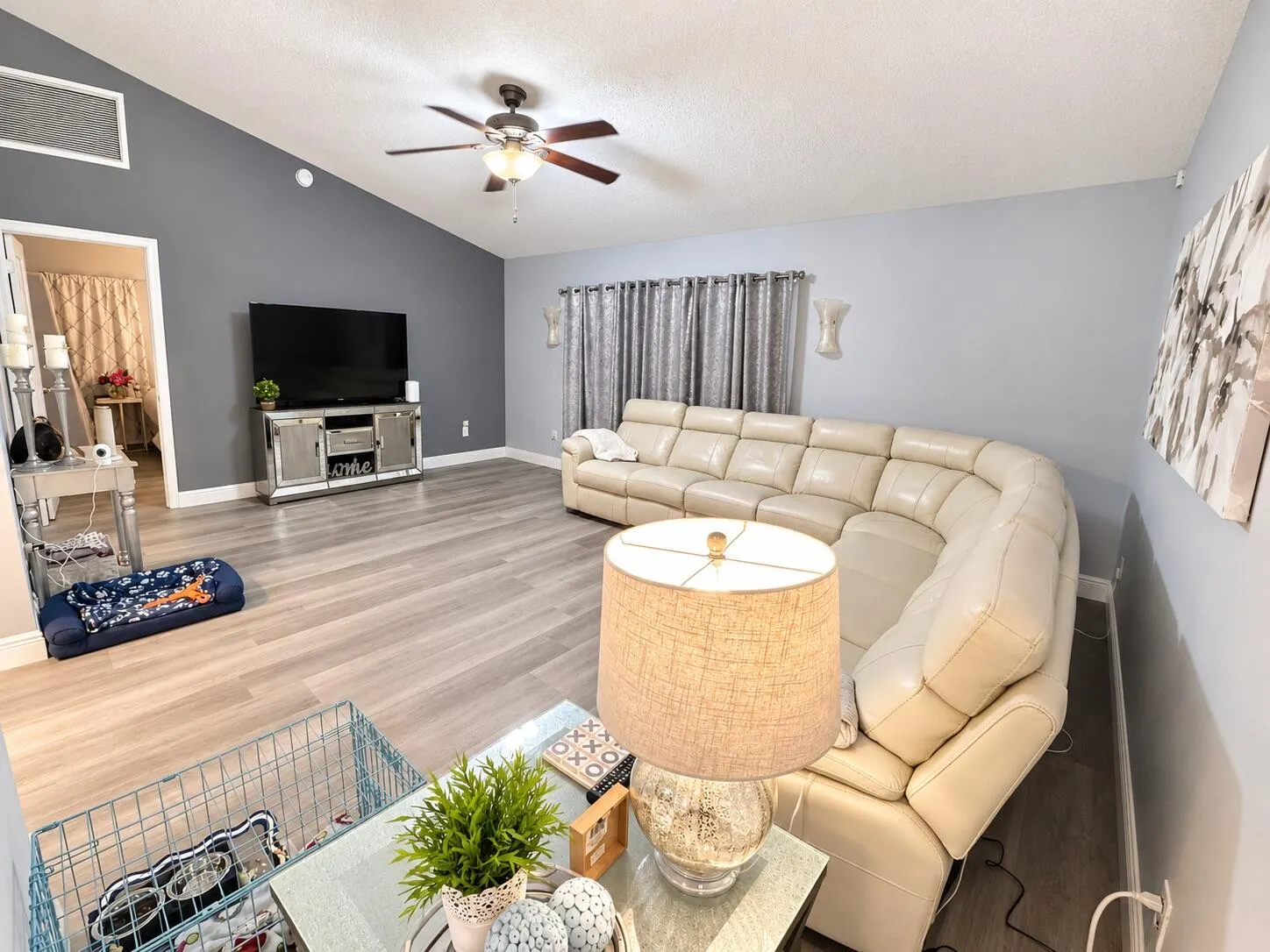 4222 NW 6th Court