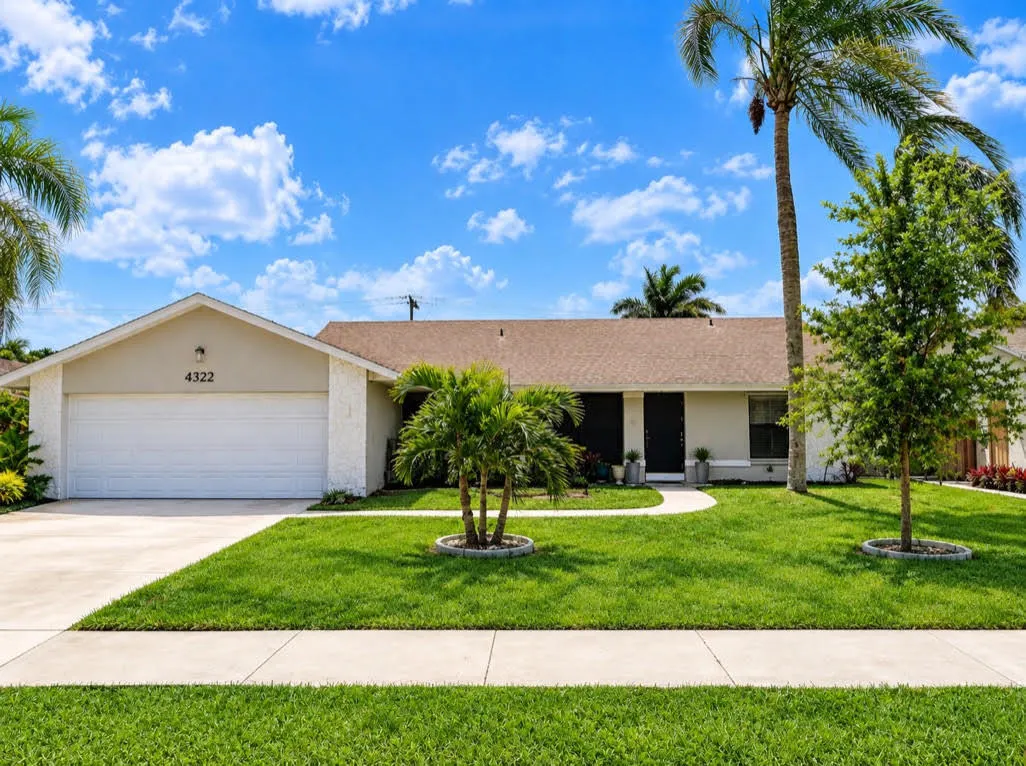4222 NW 6th Court