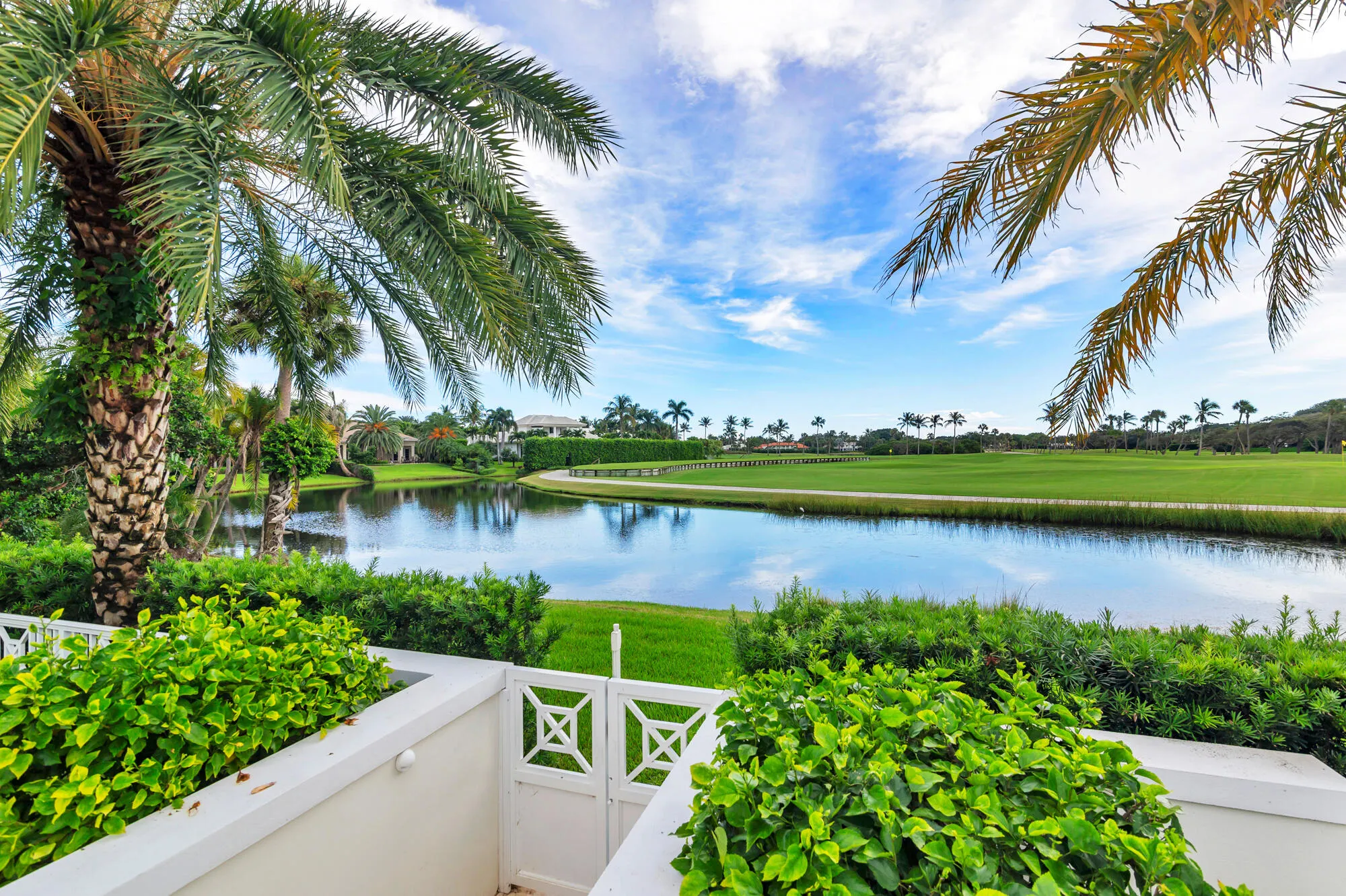 1263 Lake House Drive