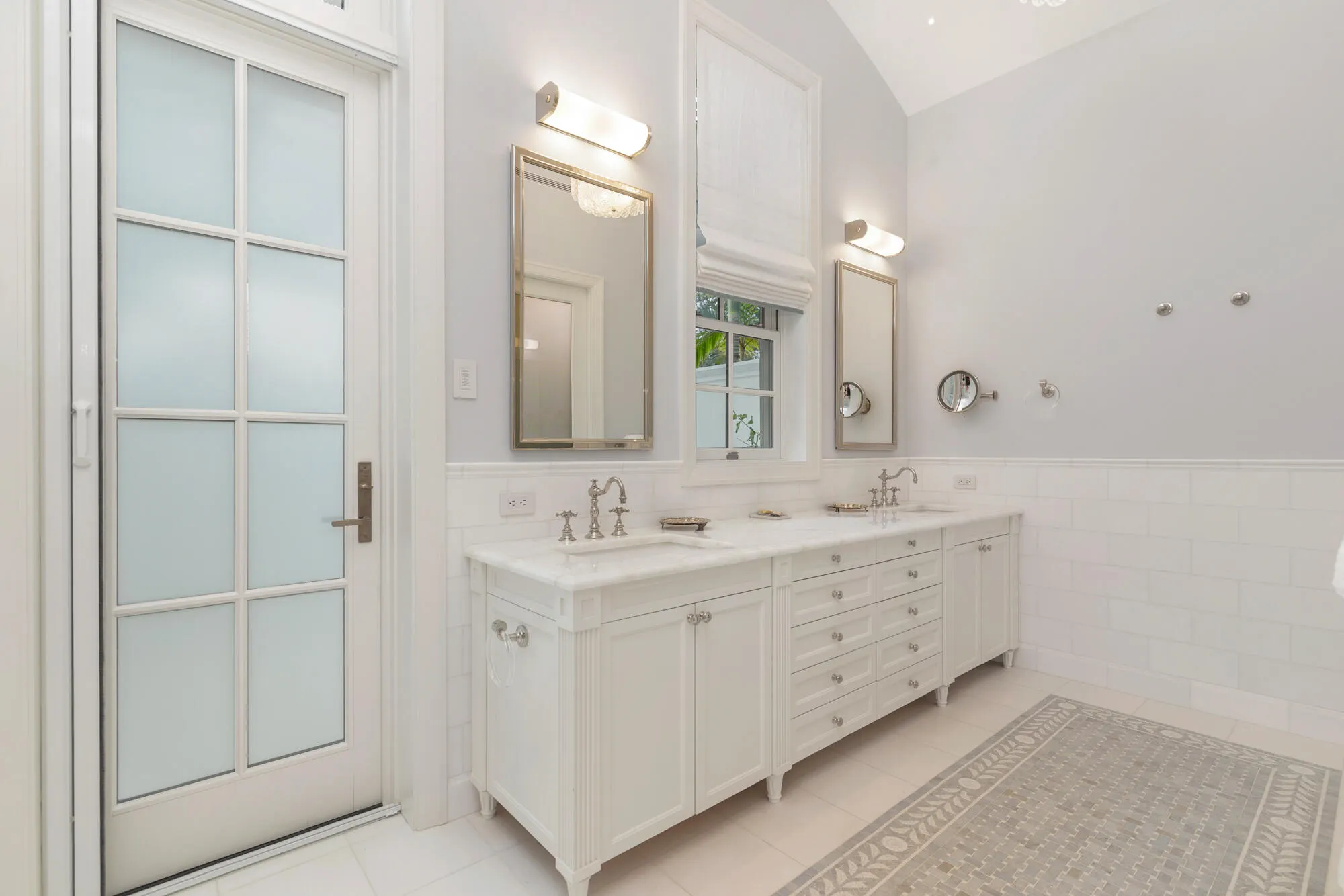1263 Lake House Drive