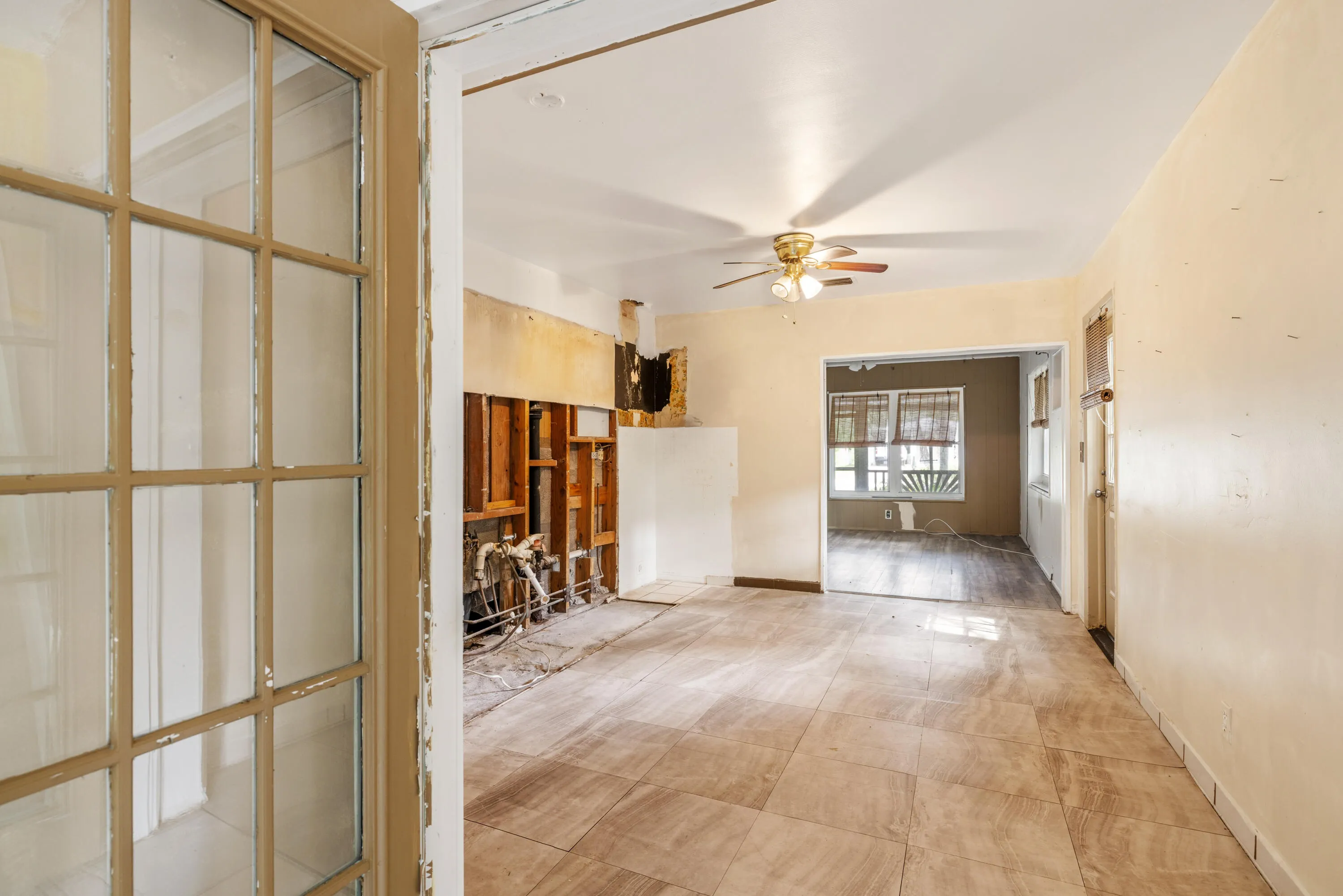 2645 11TH Court