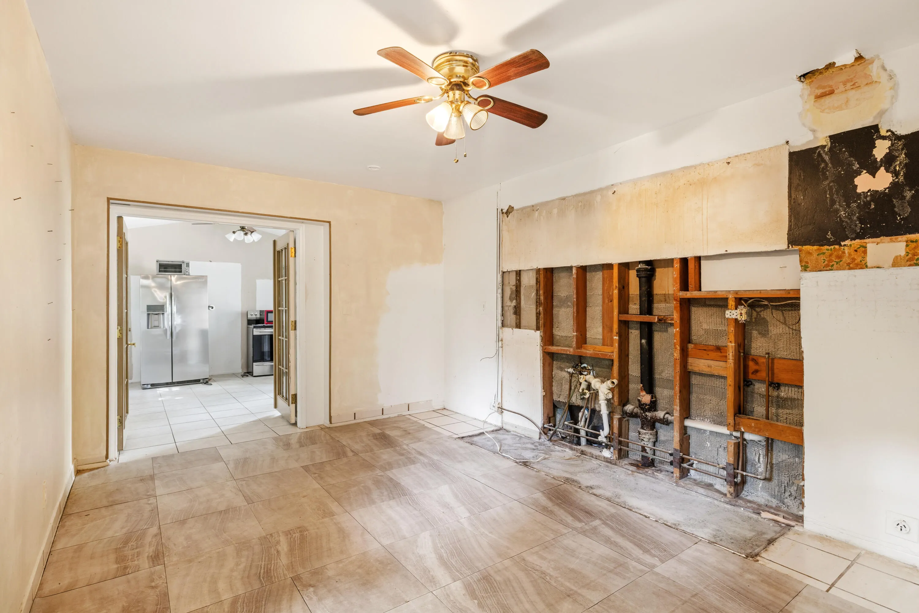 2645 11TH Court