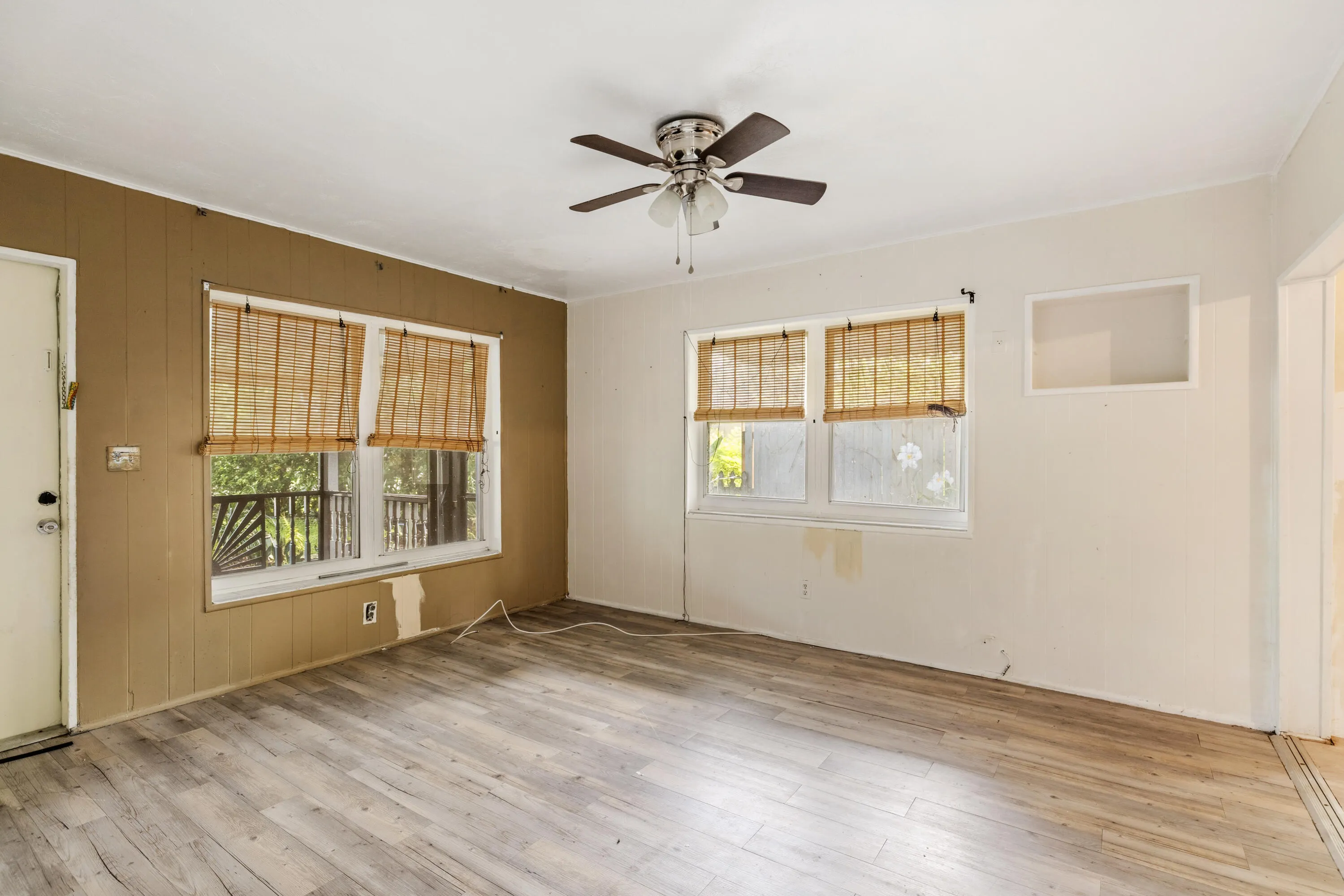 2645 11TH Court