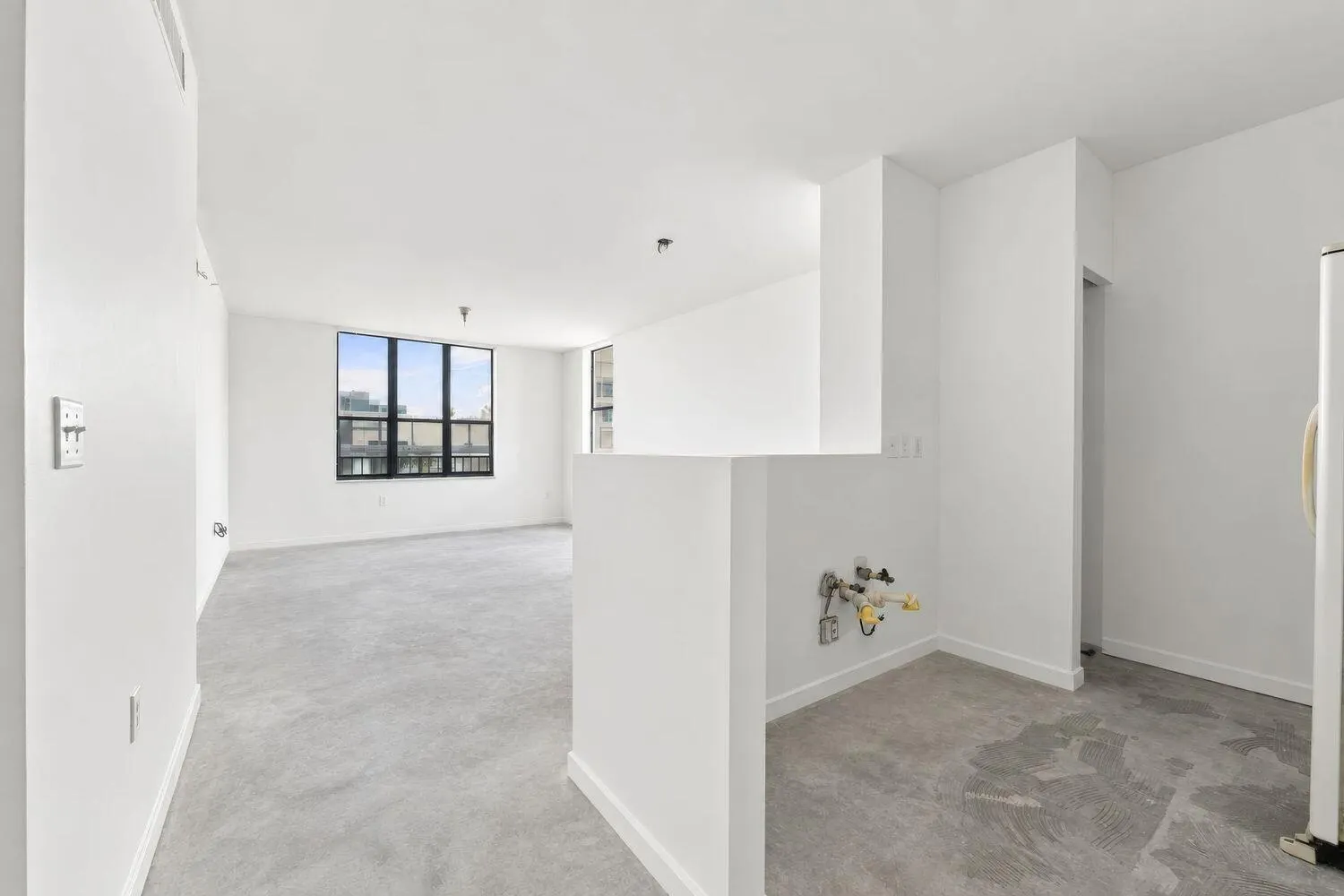 630 S Sapodilla Avenue #433