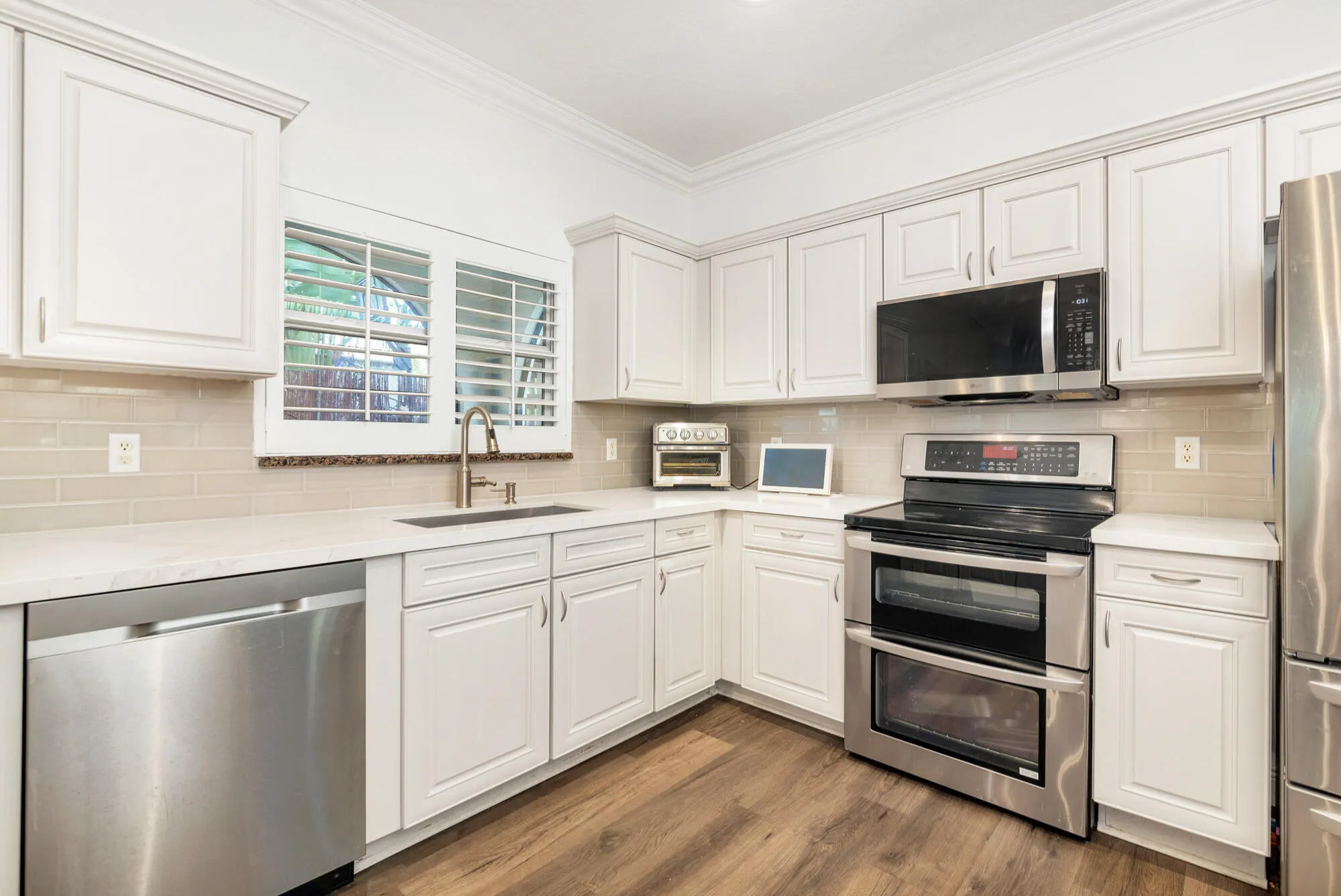 327 Monceaux Road
