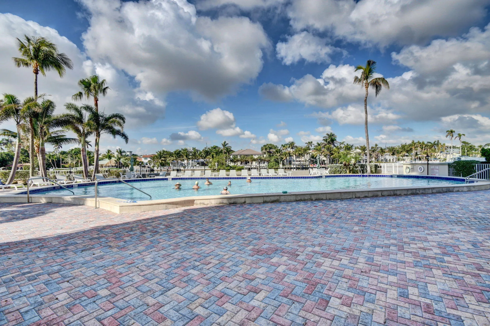 220 Mac Farlane Drive #S-505
