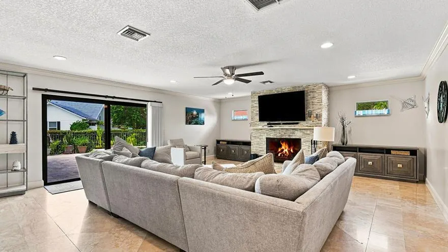 1 Wycliff Road