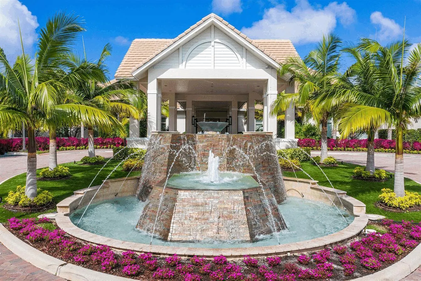 7235 SWEETBAY Court