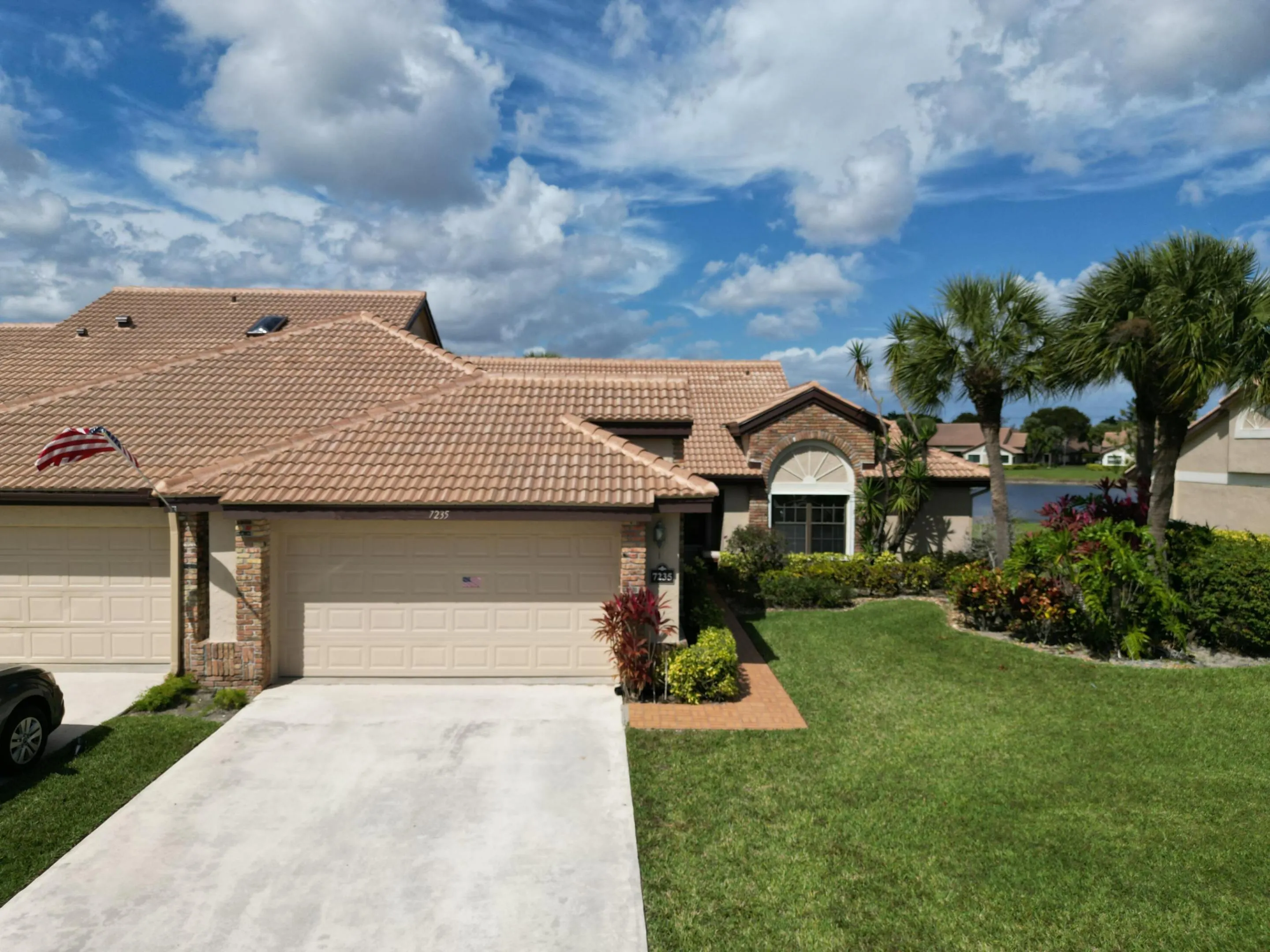 7235 SWEETBAY Court