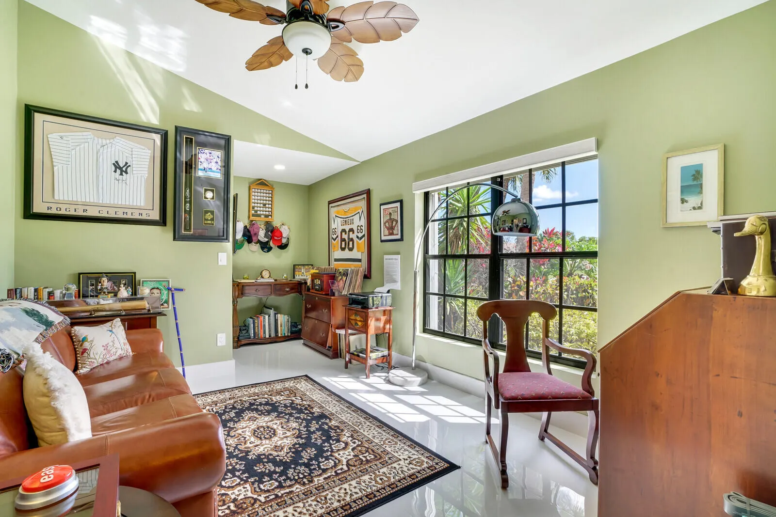 7235 SWEETBAY Court