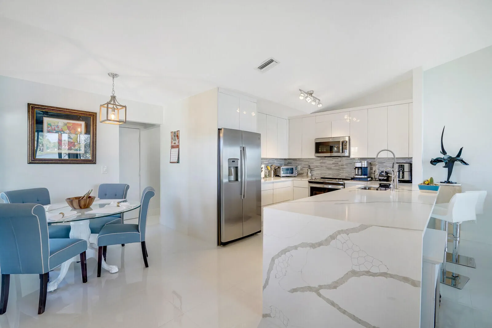 7235 SWEETBAY Court