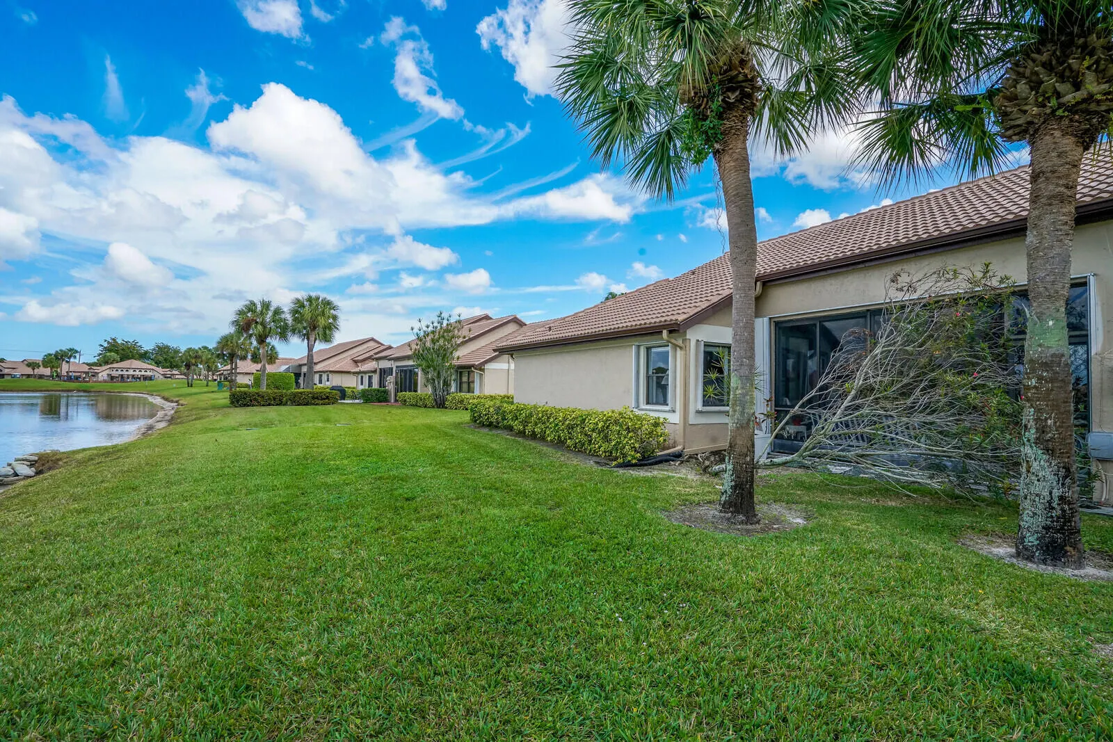 7235 SWEETBAY Court