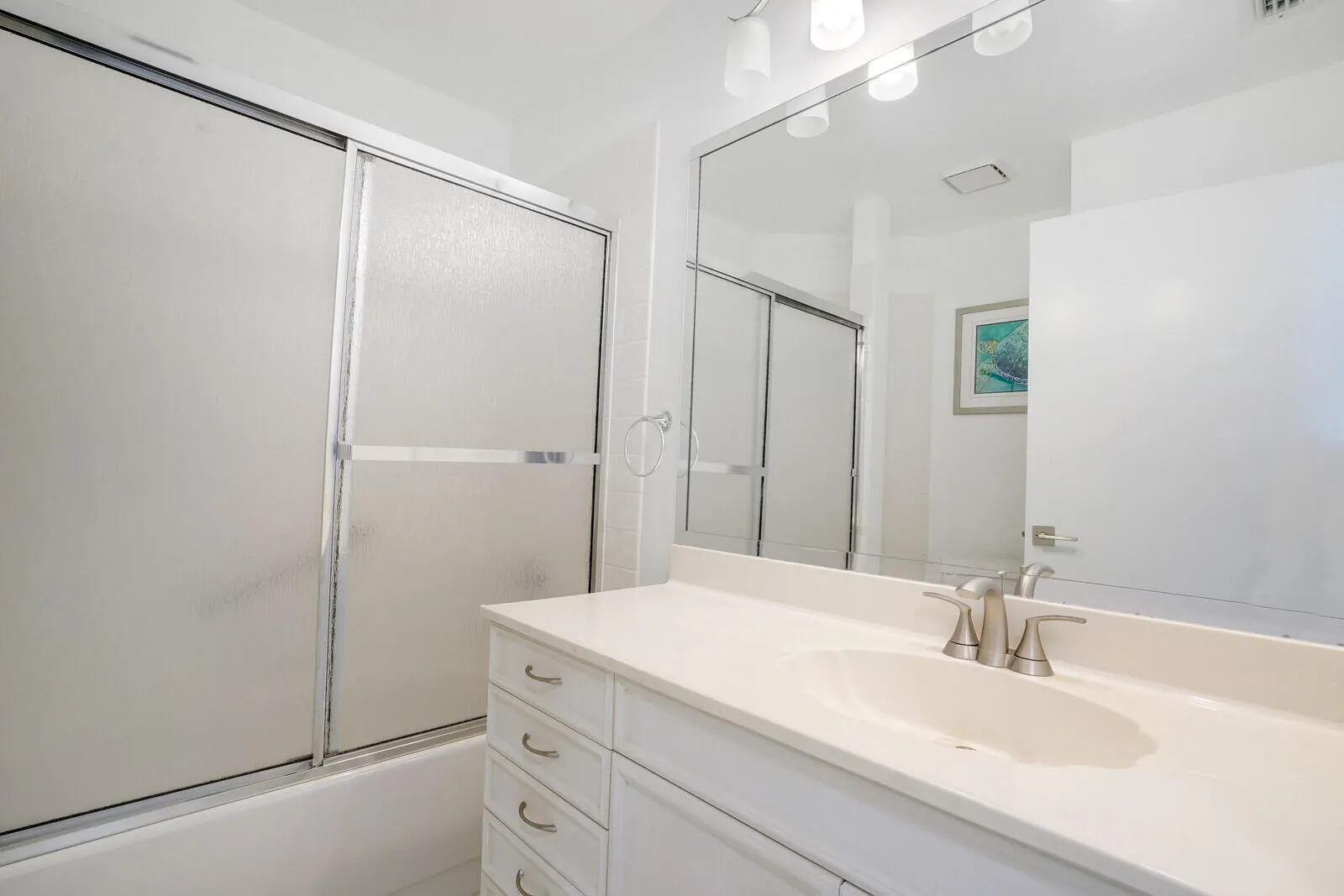7235 SWEETBAY Court