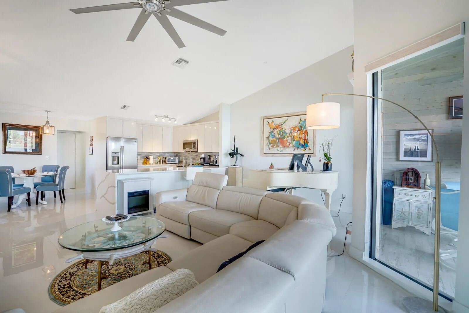 7235 SWEETBAY Court