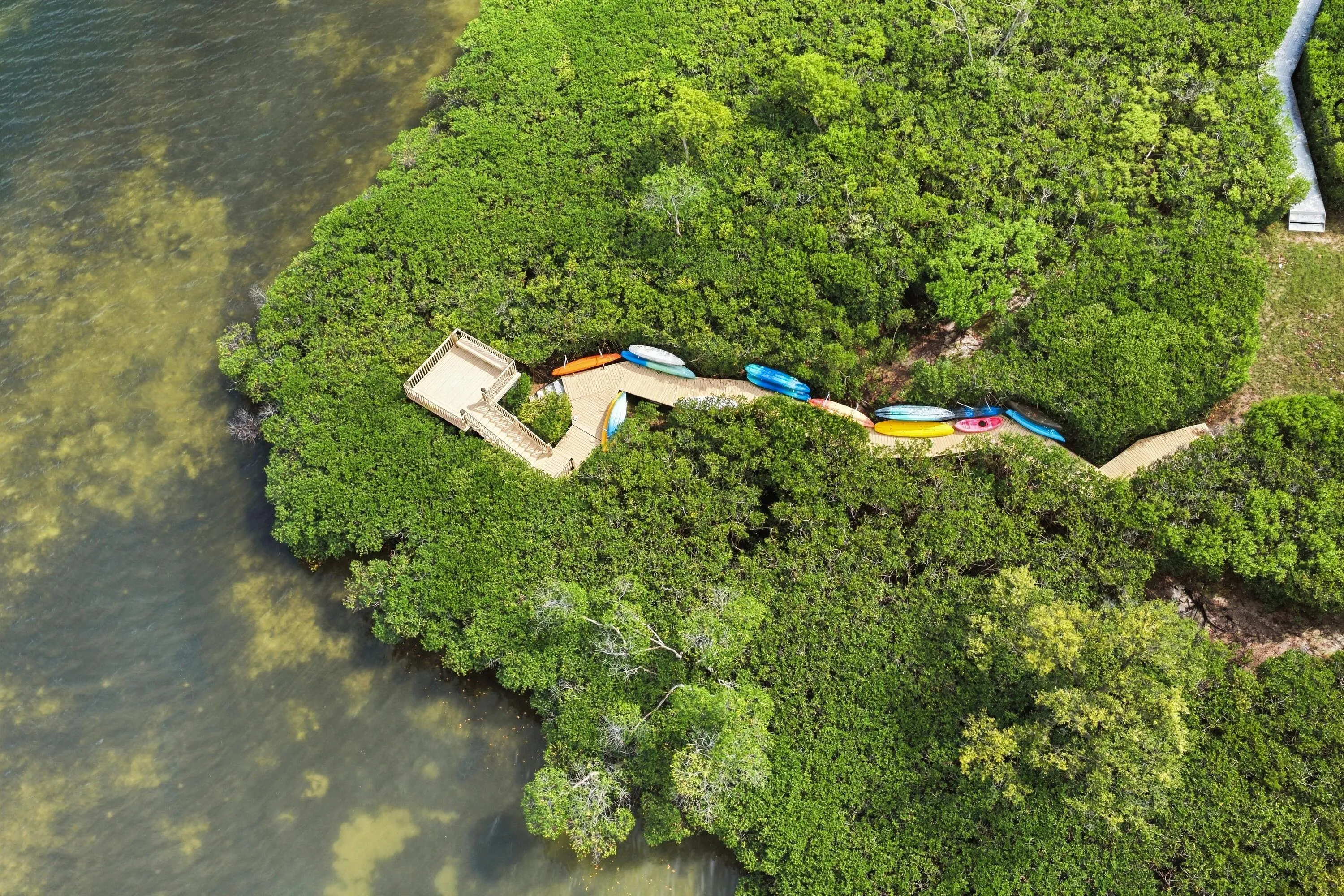 136 INTRACOASTAL Circle