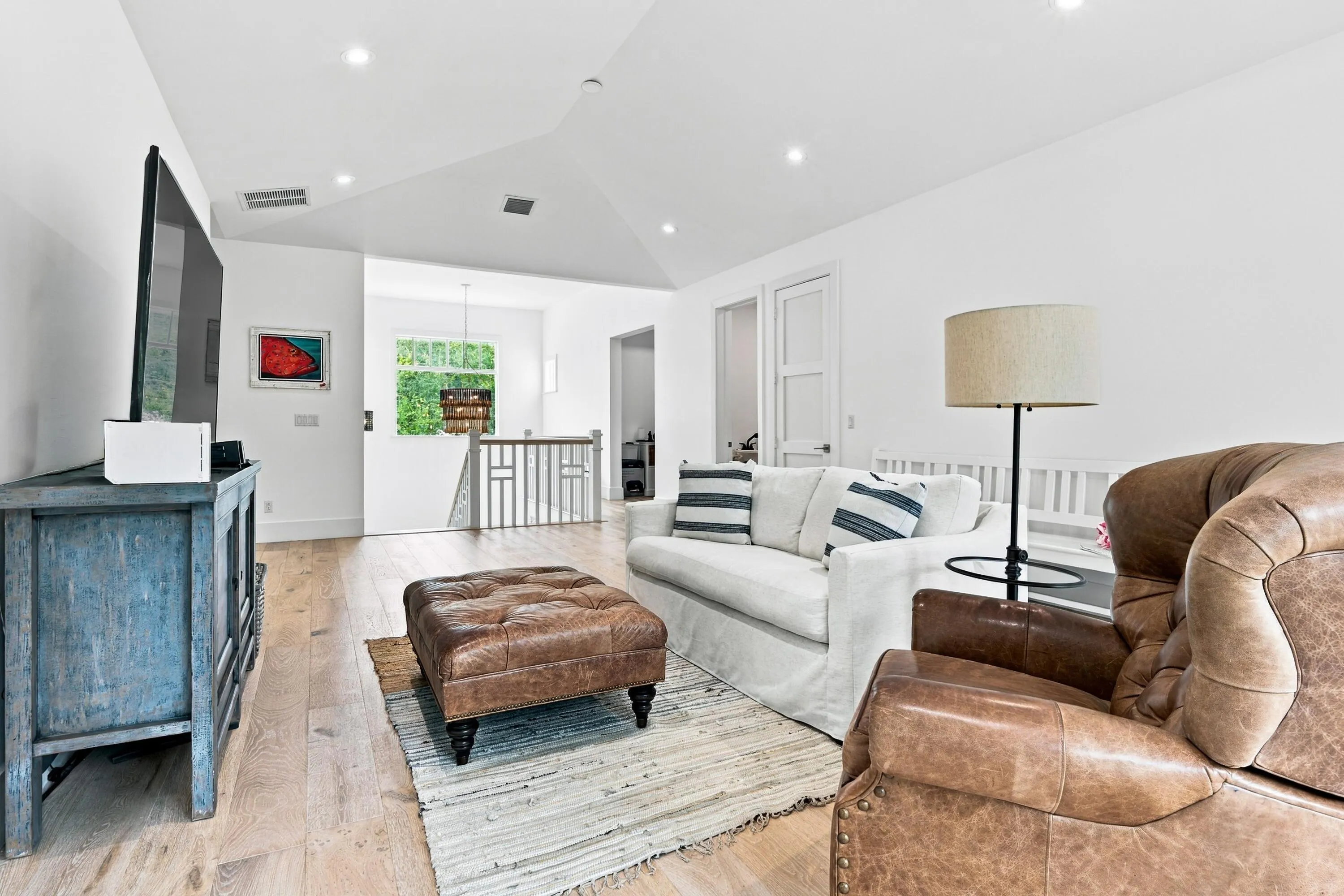 136 INTRACOASTAL Circle