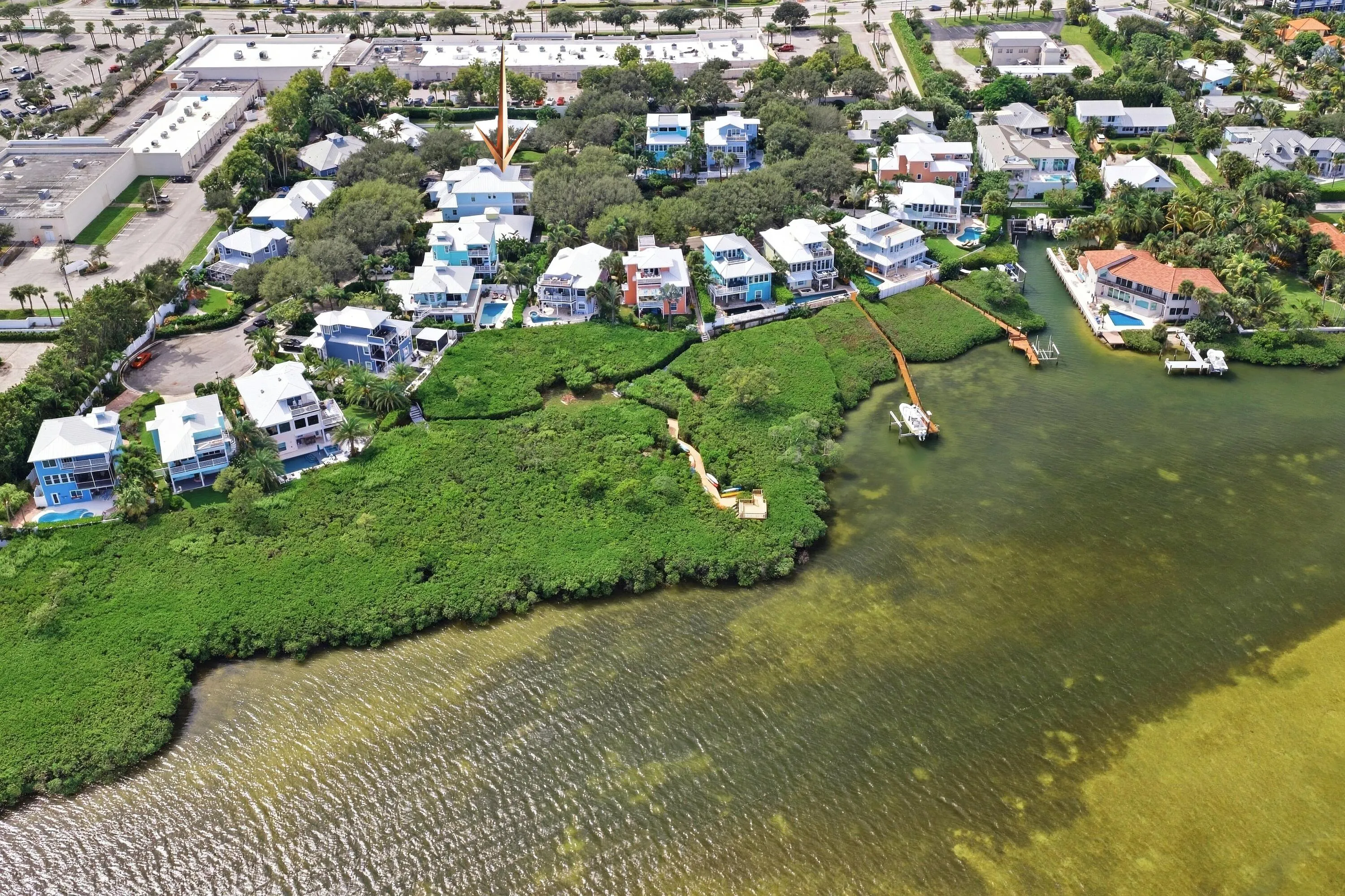 136 INTRACOASTAL Circle