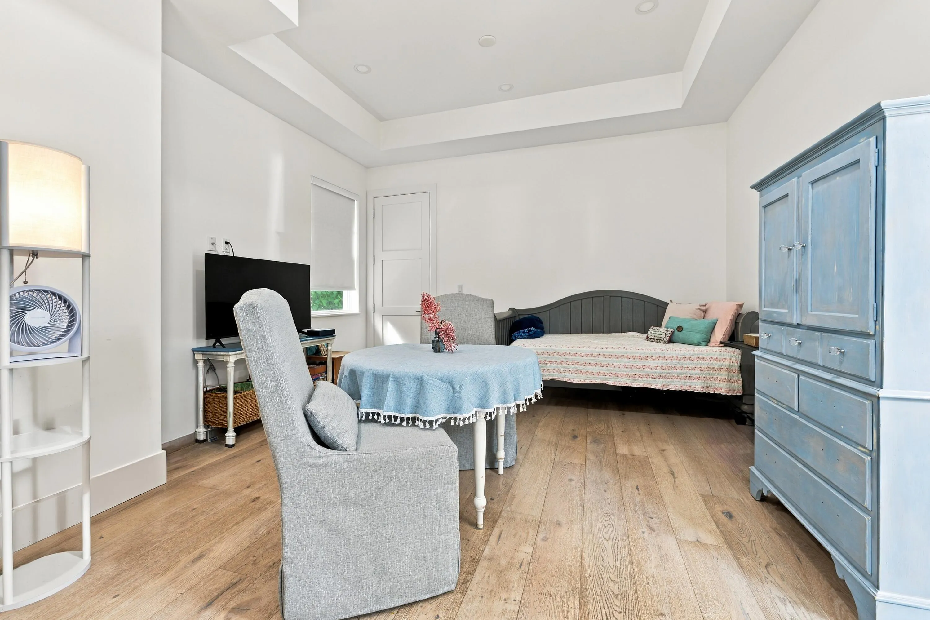136 INTRACOASTAL Circle