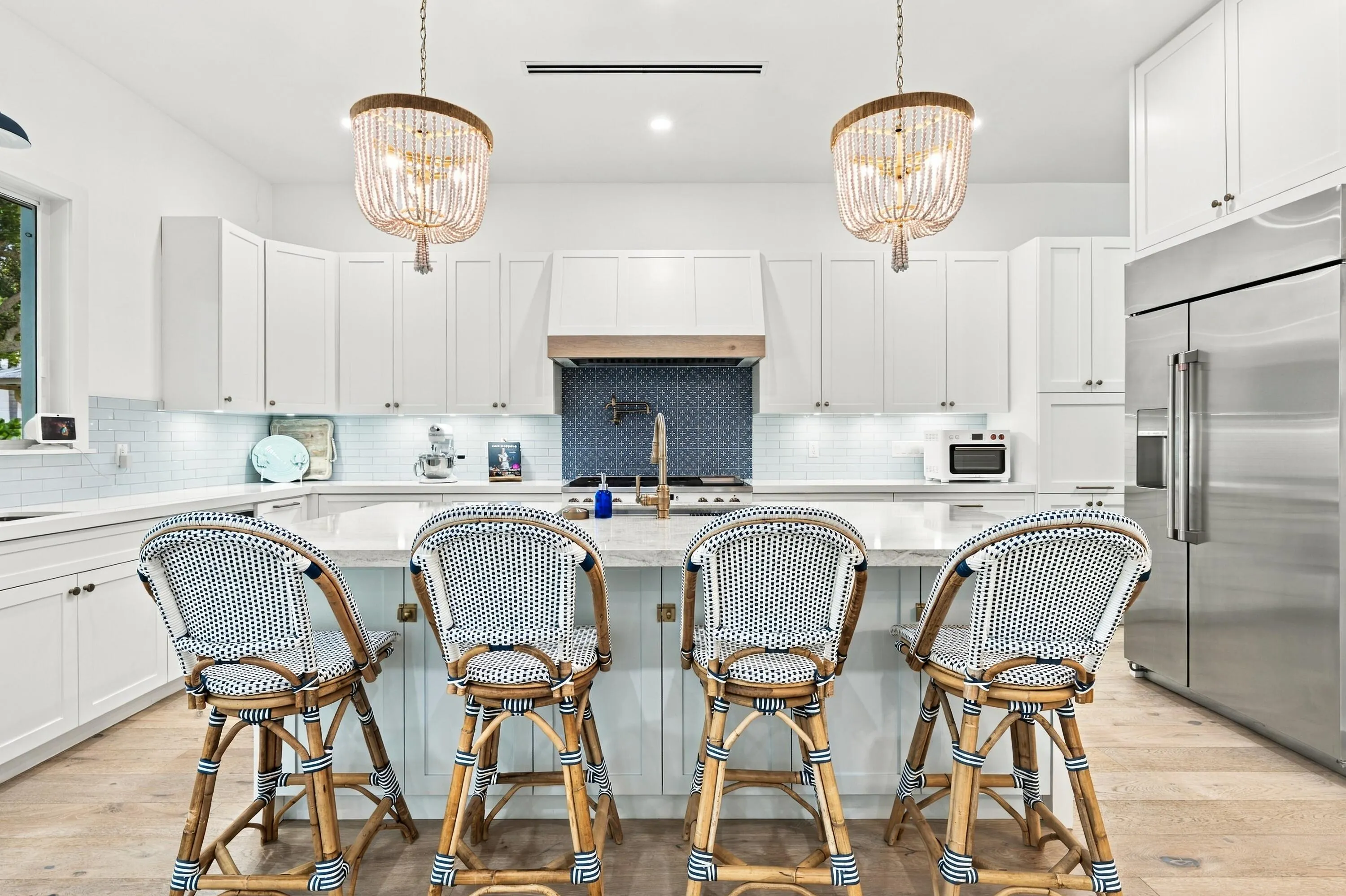 136 INTRACOASTAL Circle