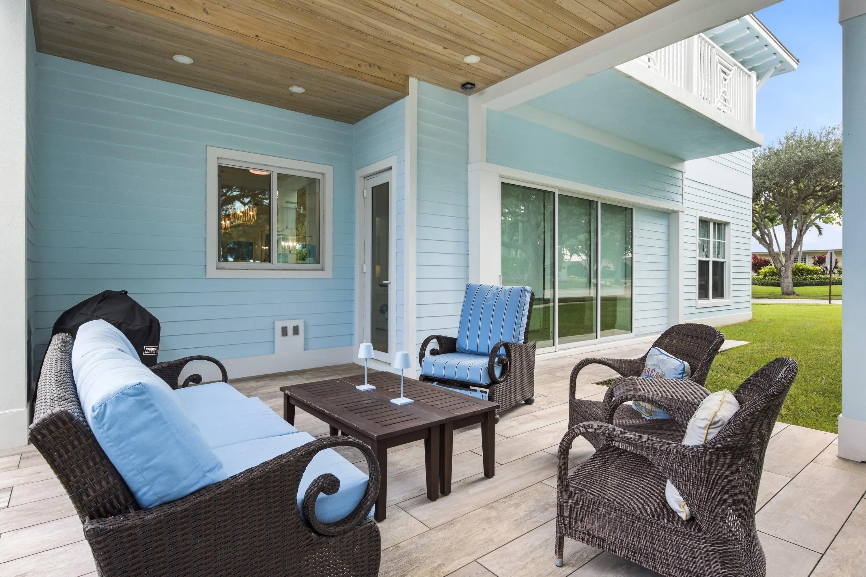 136 INTRACOASTAL Circle