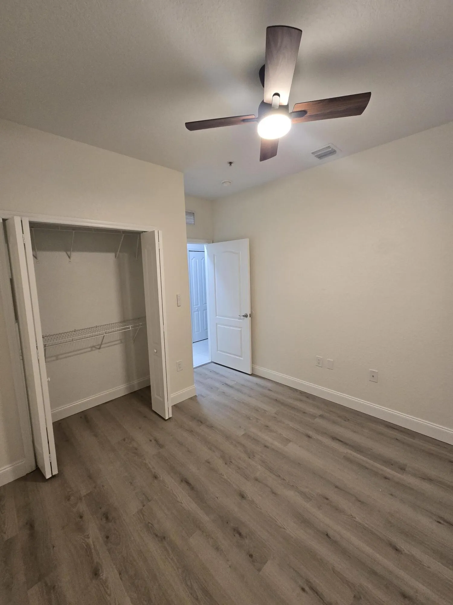 2103 SHOMA Drive