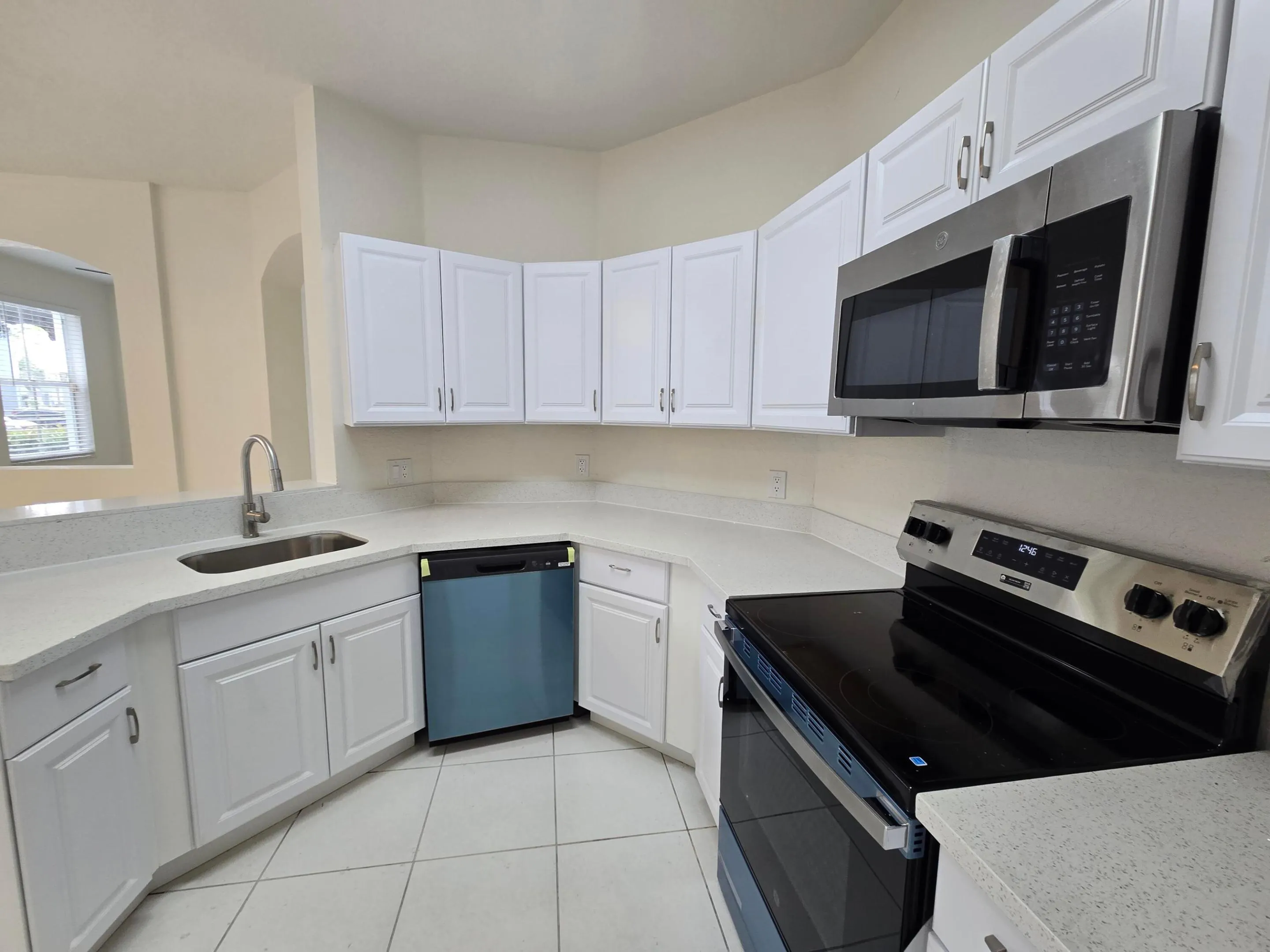2103 SHOMA Drive