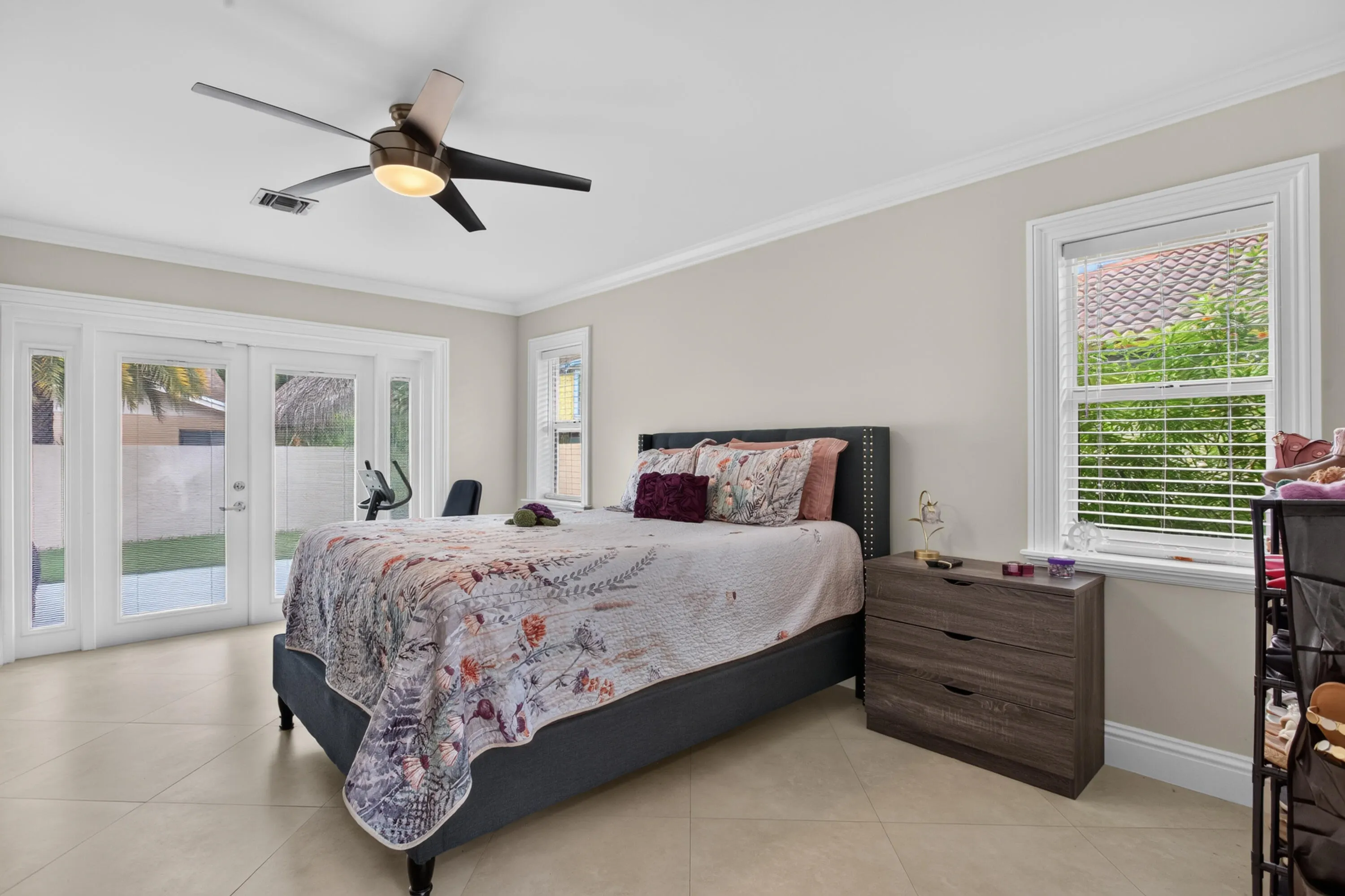311 NW 37TH Way