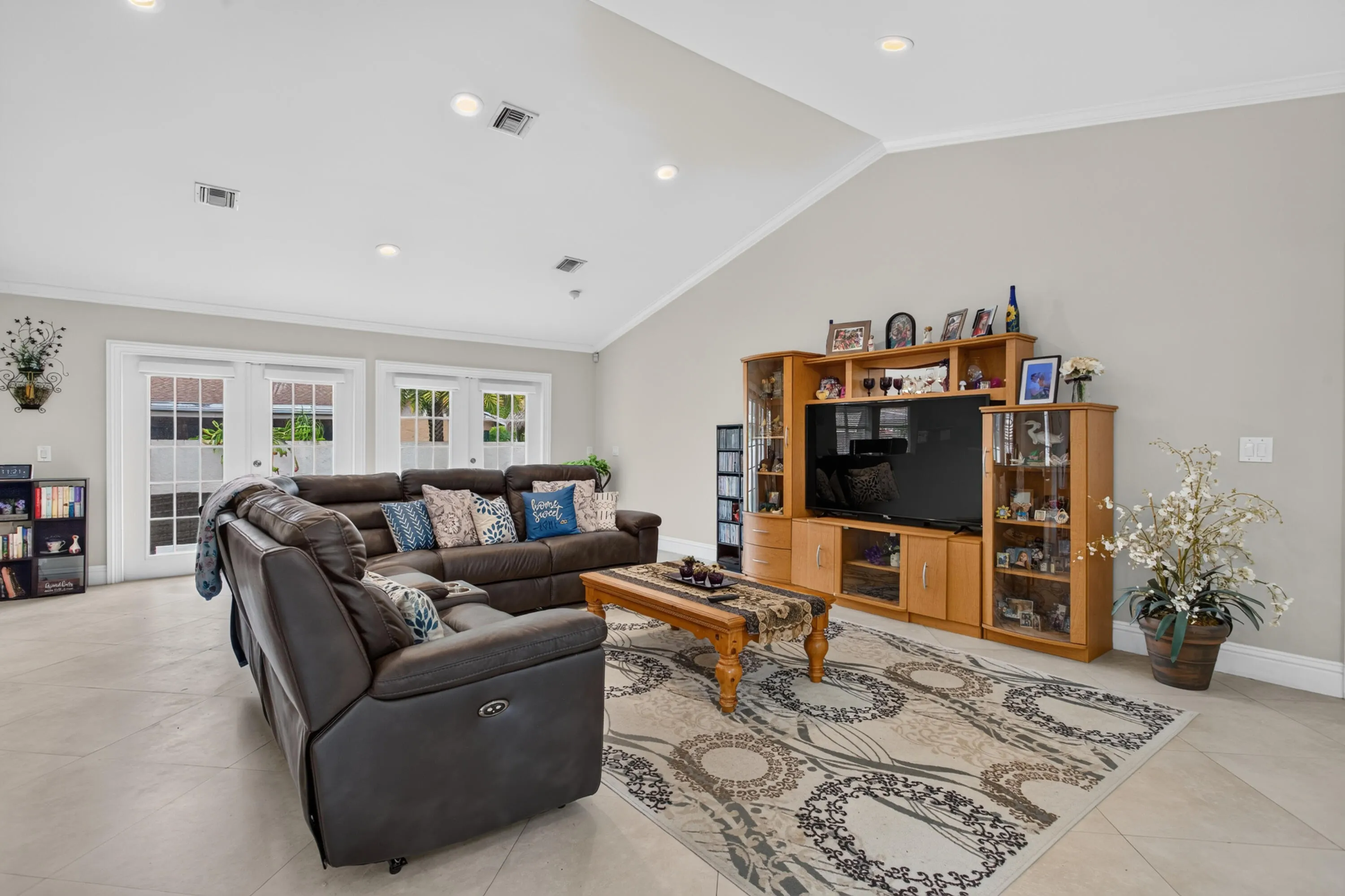 311 NW 37TH Way