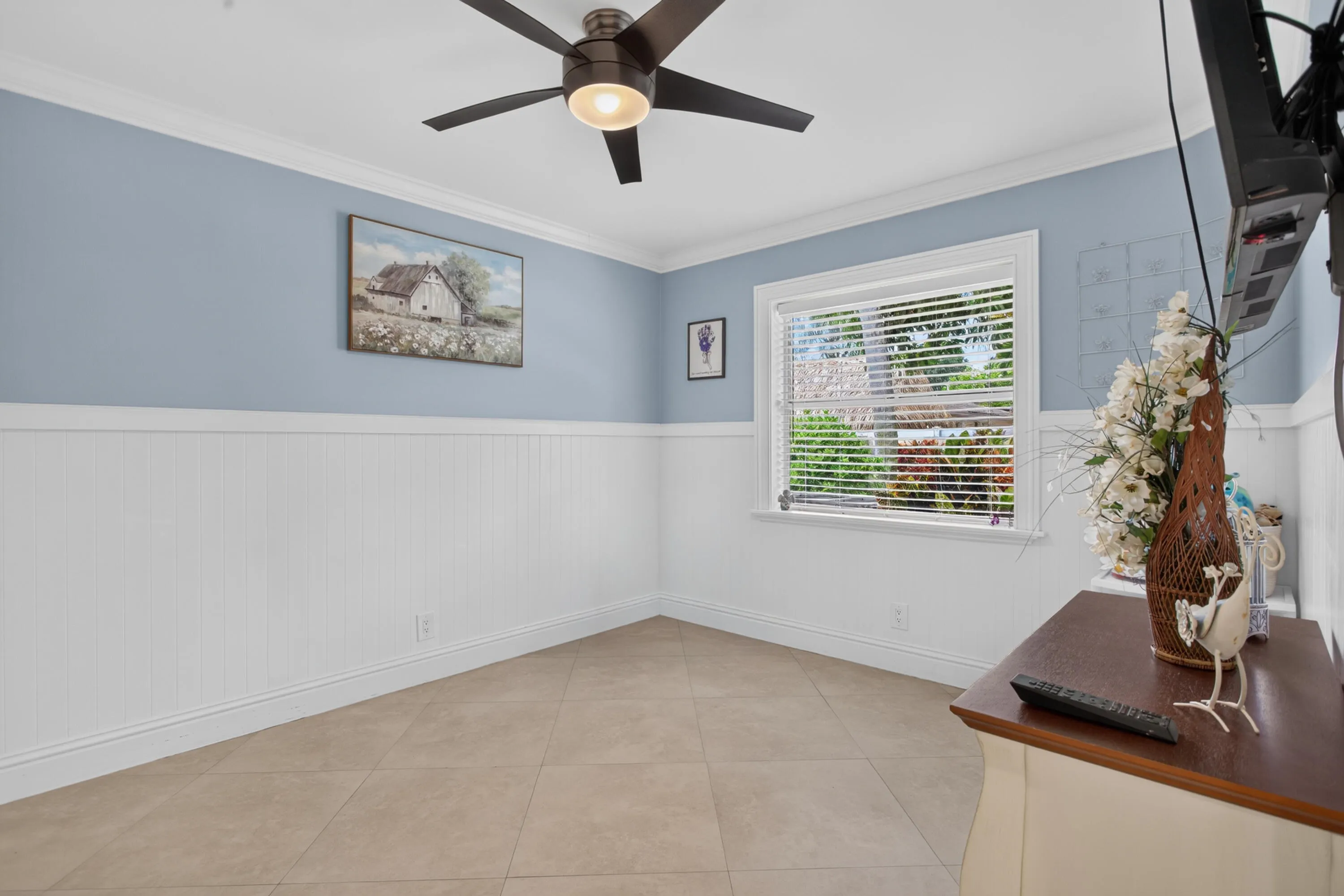 311 NW 37TH Way