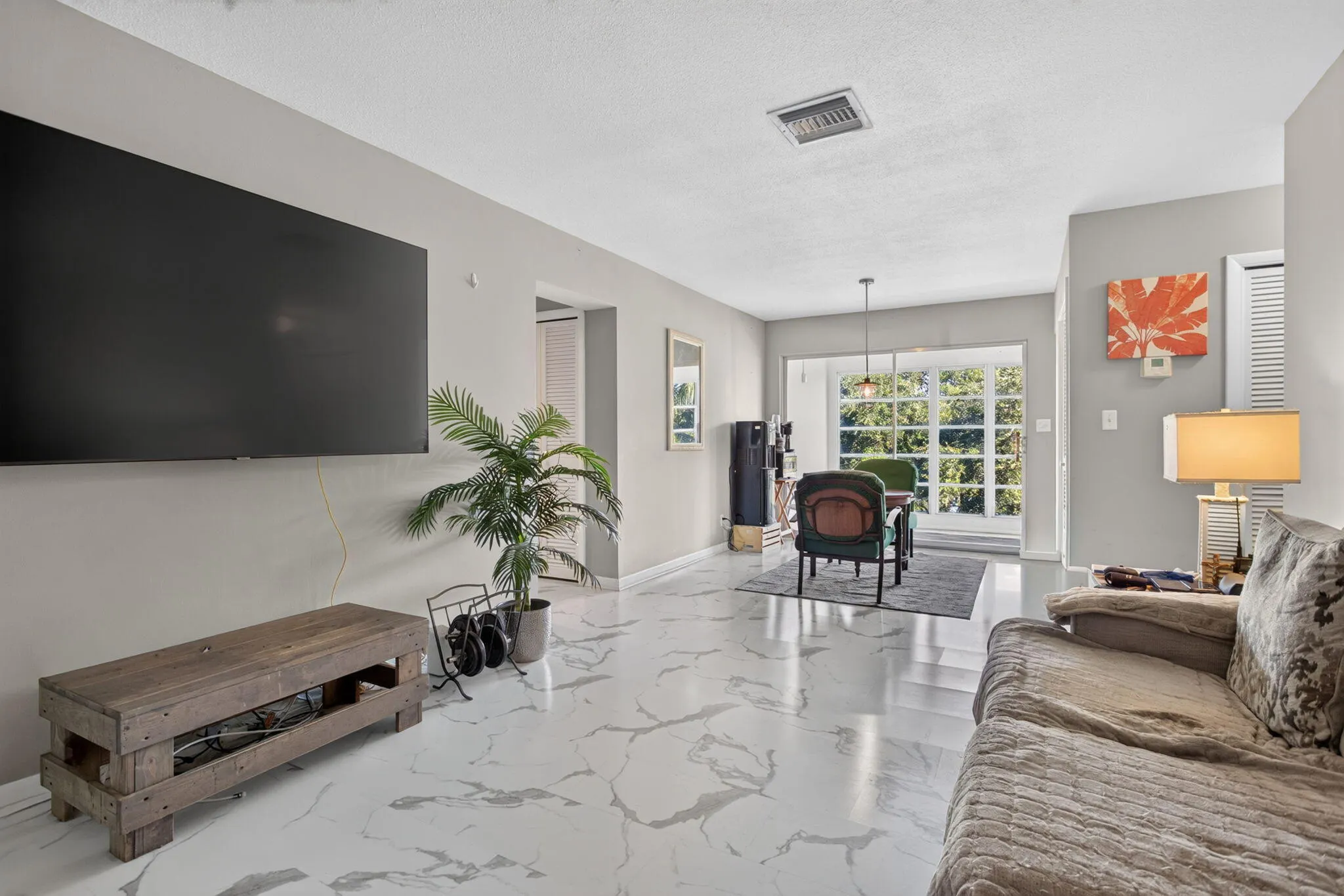 941 Crystal Lake Drive #307