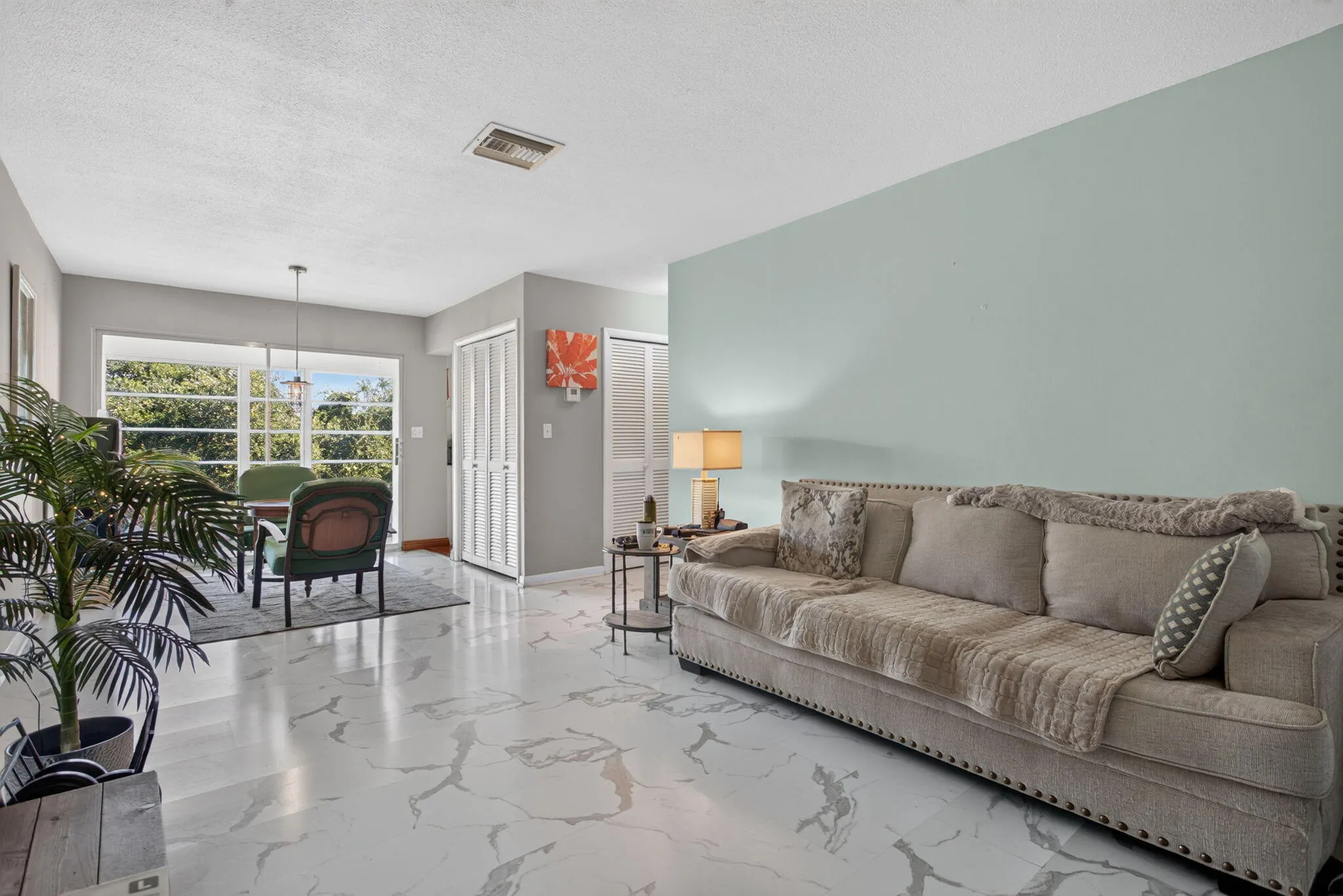 941 Crystal Lake Drive #307