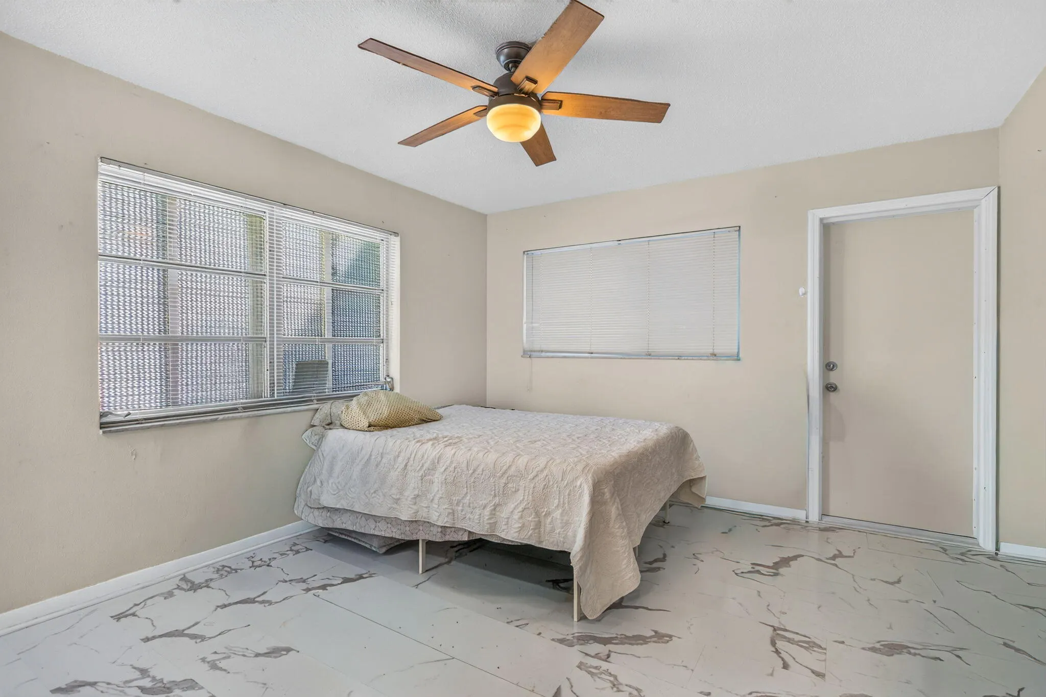 941 Crystal Lake Drive #307