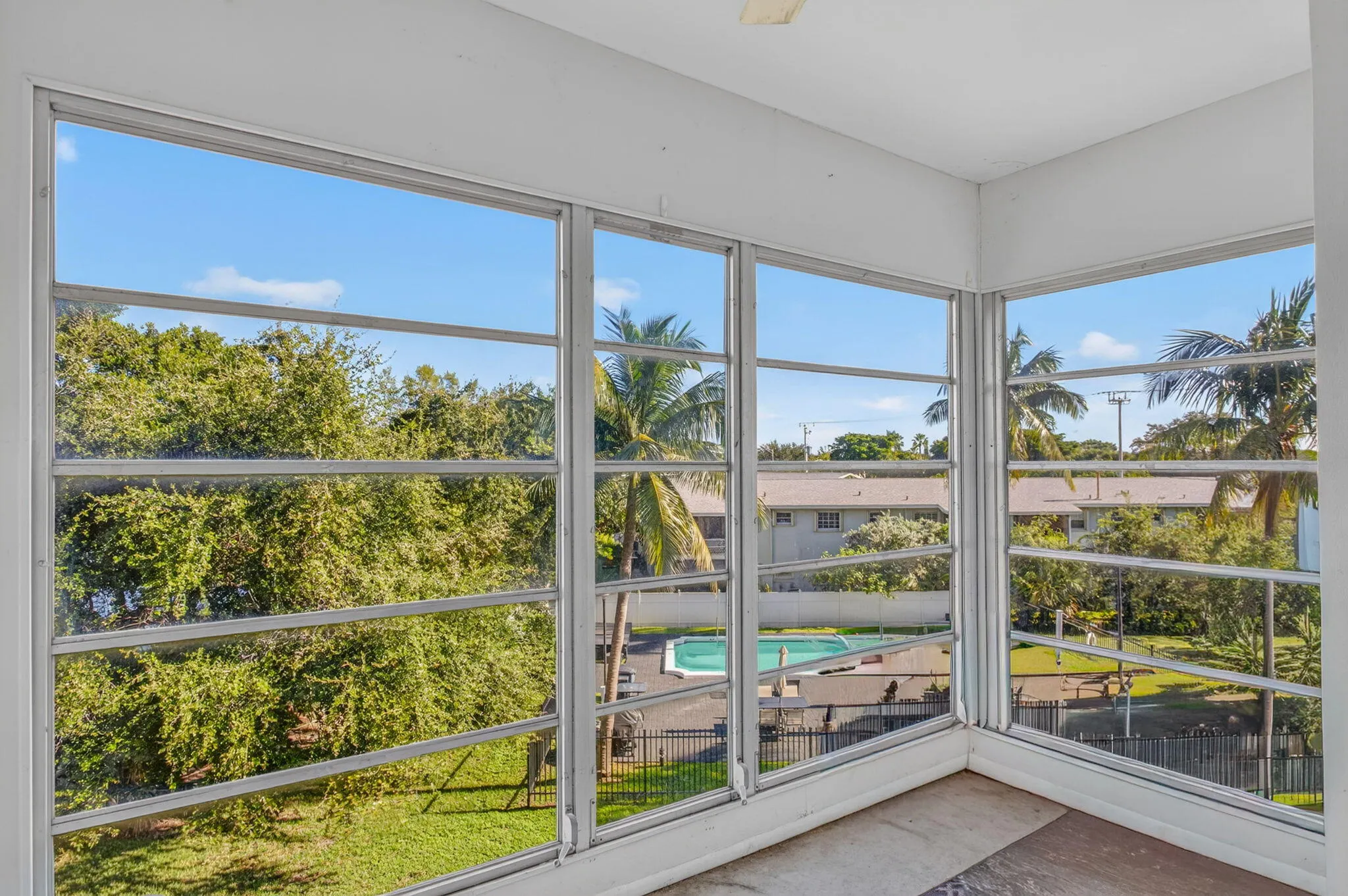 941 Crystal Lake Drive #307